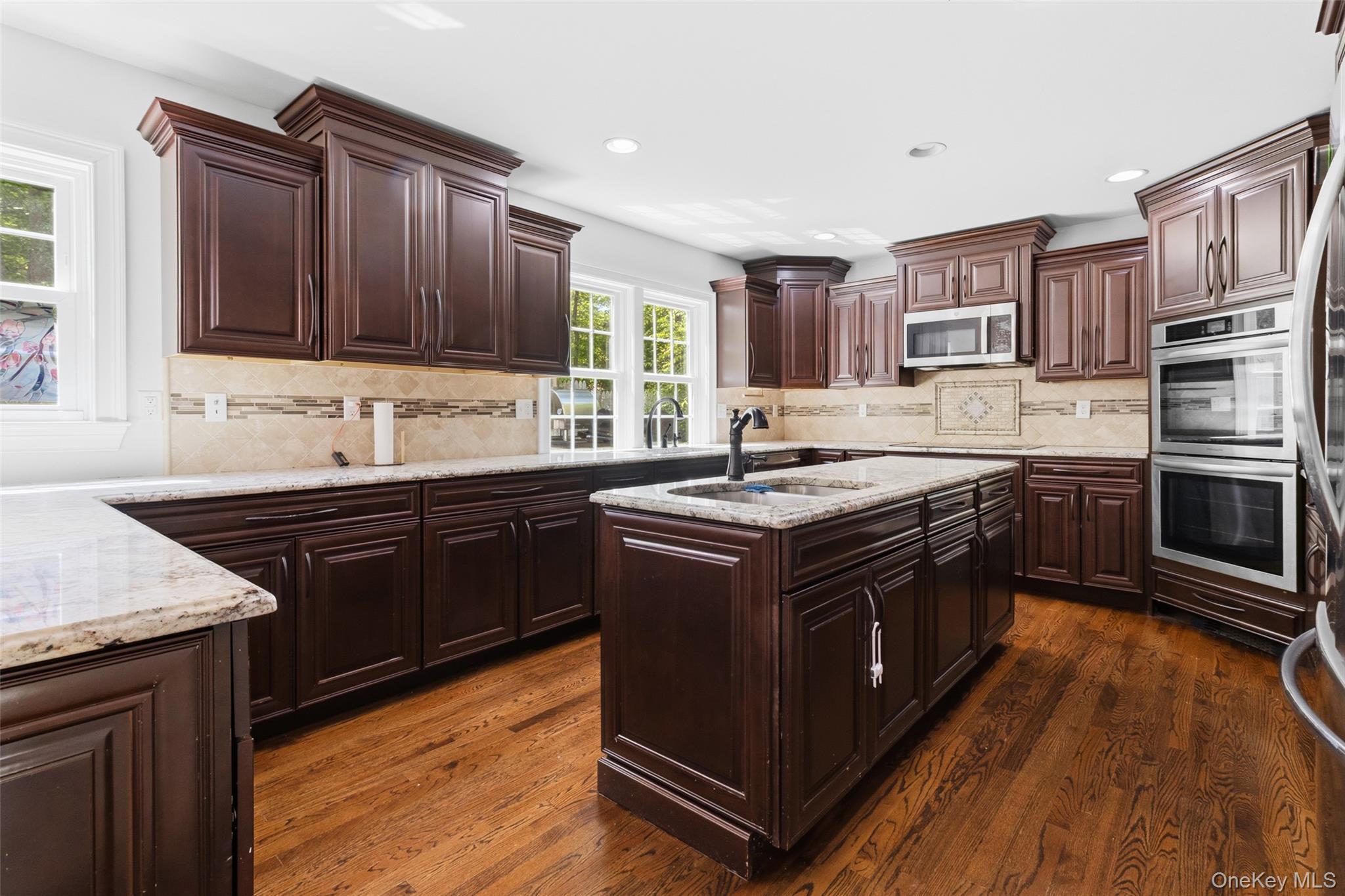 Single Family Watergate Drive  Westchester County, NY 10501, MLS-999673-11