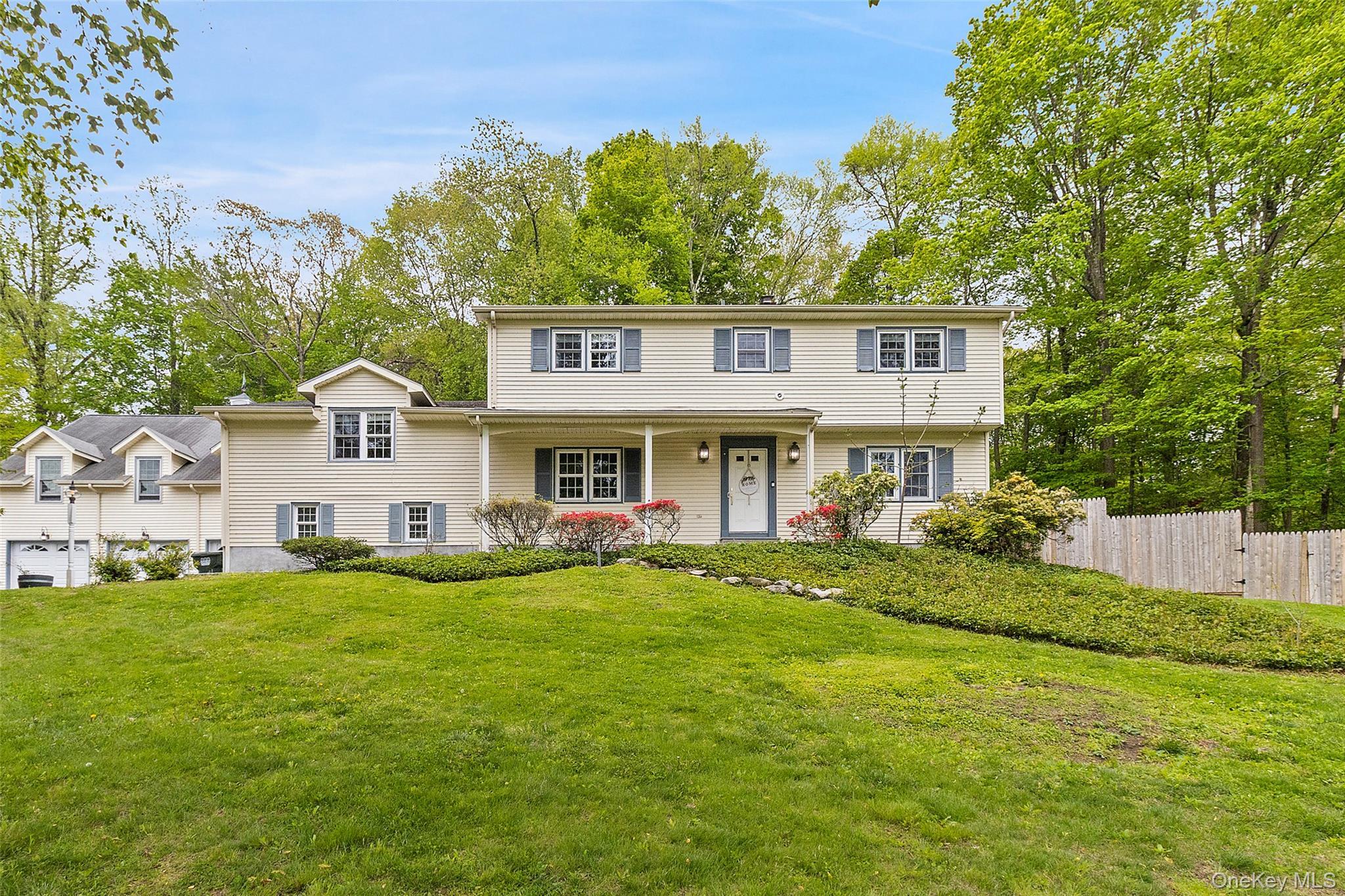 Single Family Watergate Drive  Westchester County, NY 10501, MLS-999673-4