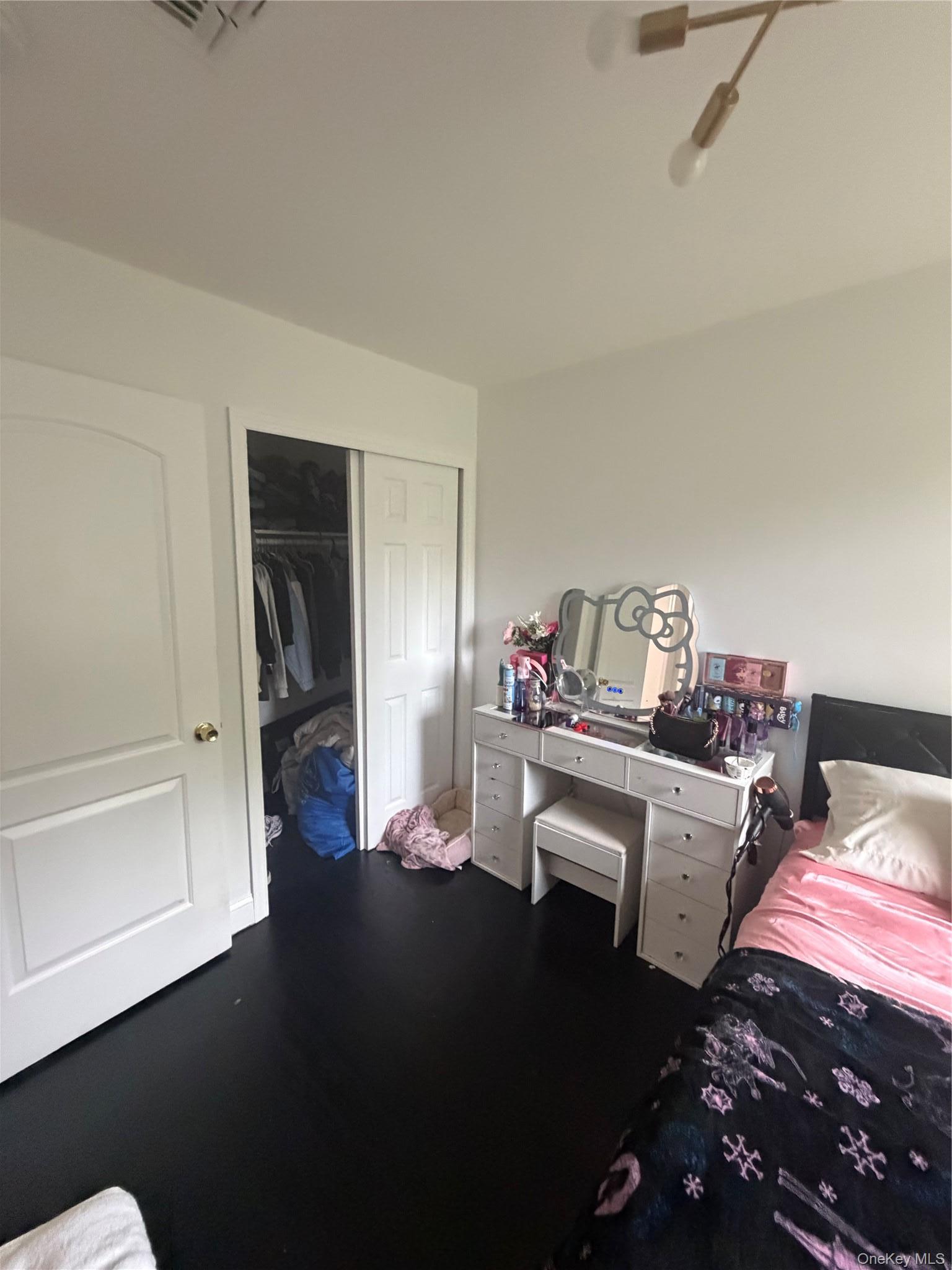Single Family Merriam Road Suffolk County, NY 11706, MLS-999675-17