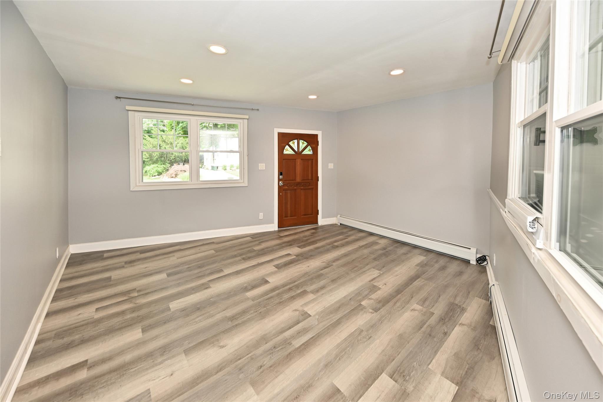 Single Family Lakeview  Out Of Area, NY 07450, MLS-999709-3