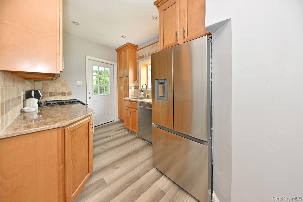 Single Family Lakeview  Out Of Area, NY 07450, MLS-999709-5