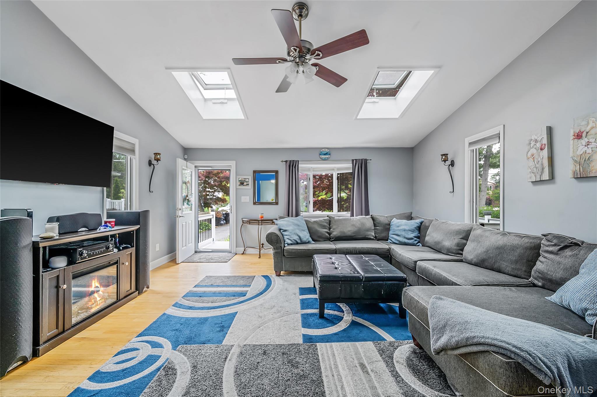Single Family Boston Avenue Suffolk County, NY 11706, MLS-999745-10
