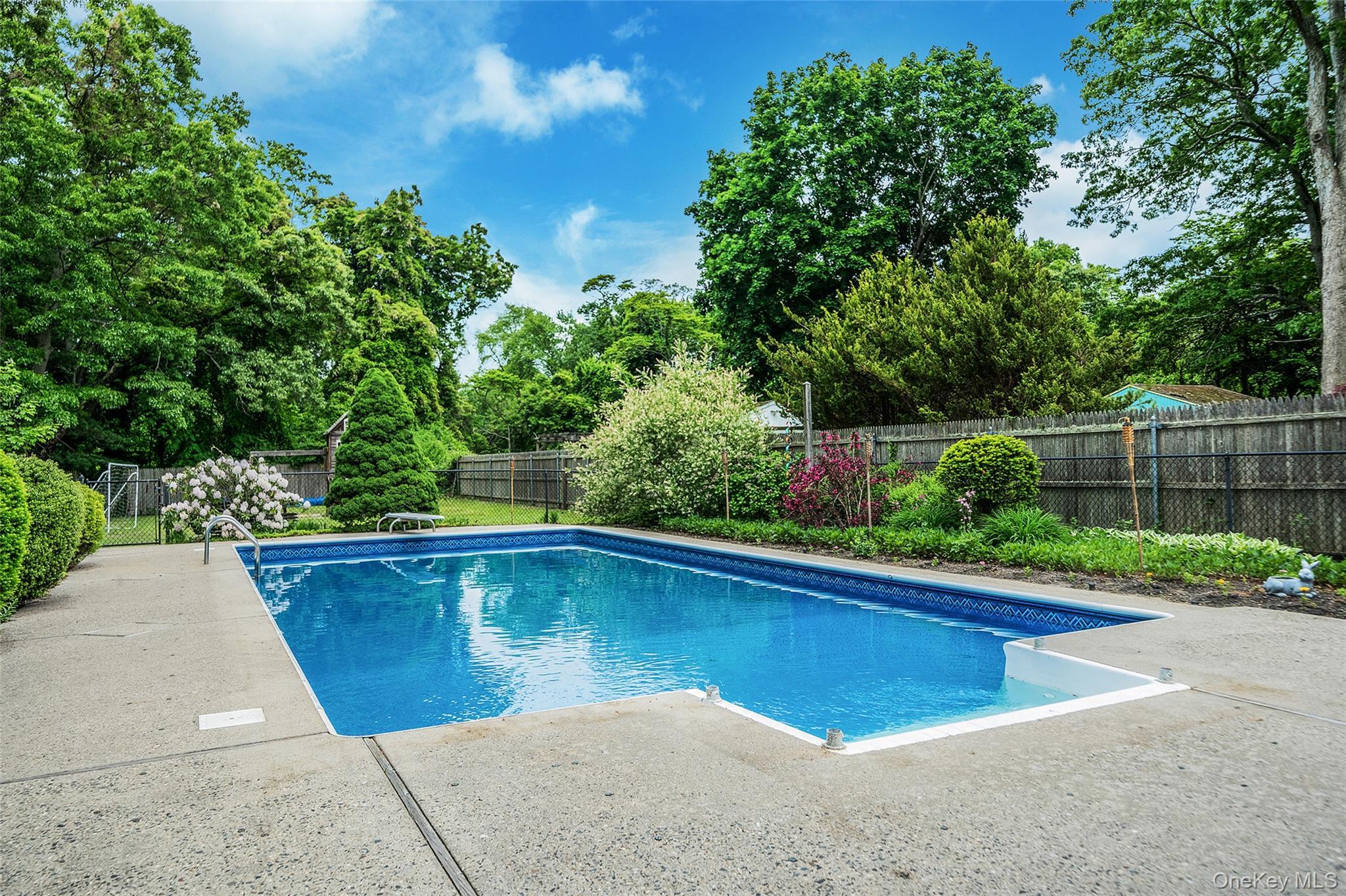 Single Family Boston Avenue Suffolk County, NY 11706, MLS-999745-34