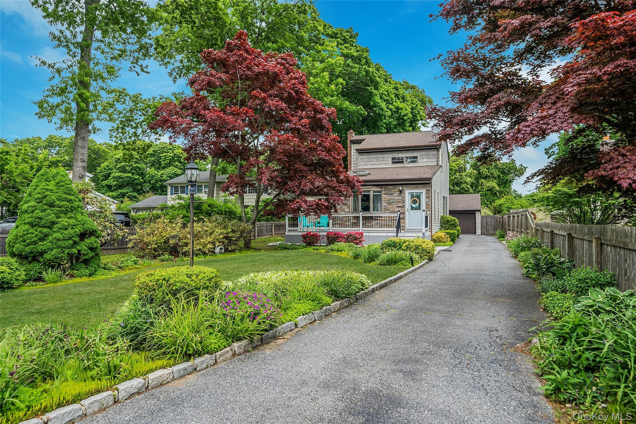 Single Family Boston Avenue  Suffolk County, NY 11706, MLS-999745-40