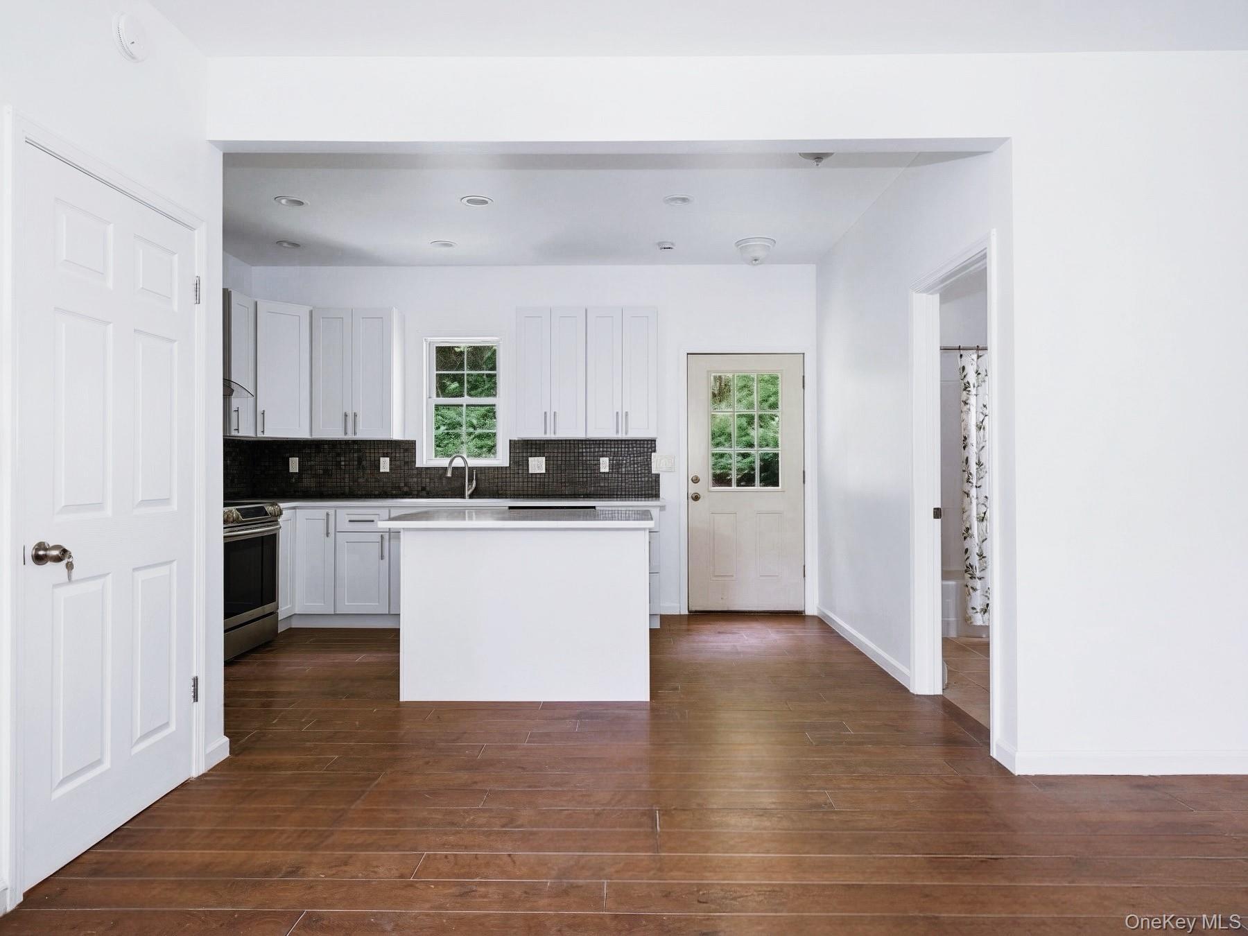 Single Family Hudson Street Ulster County, NY 12401, MLS-999759-11