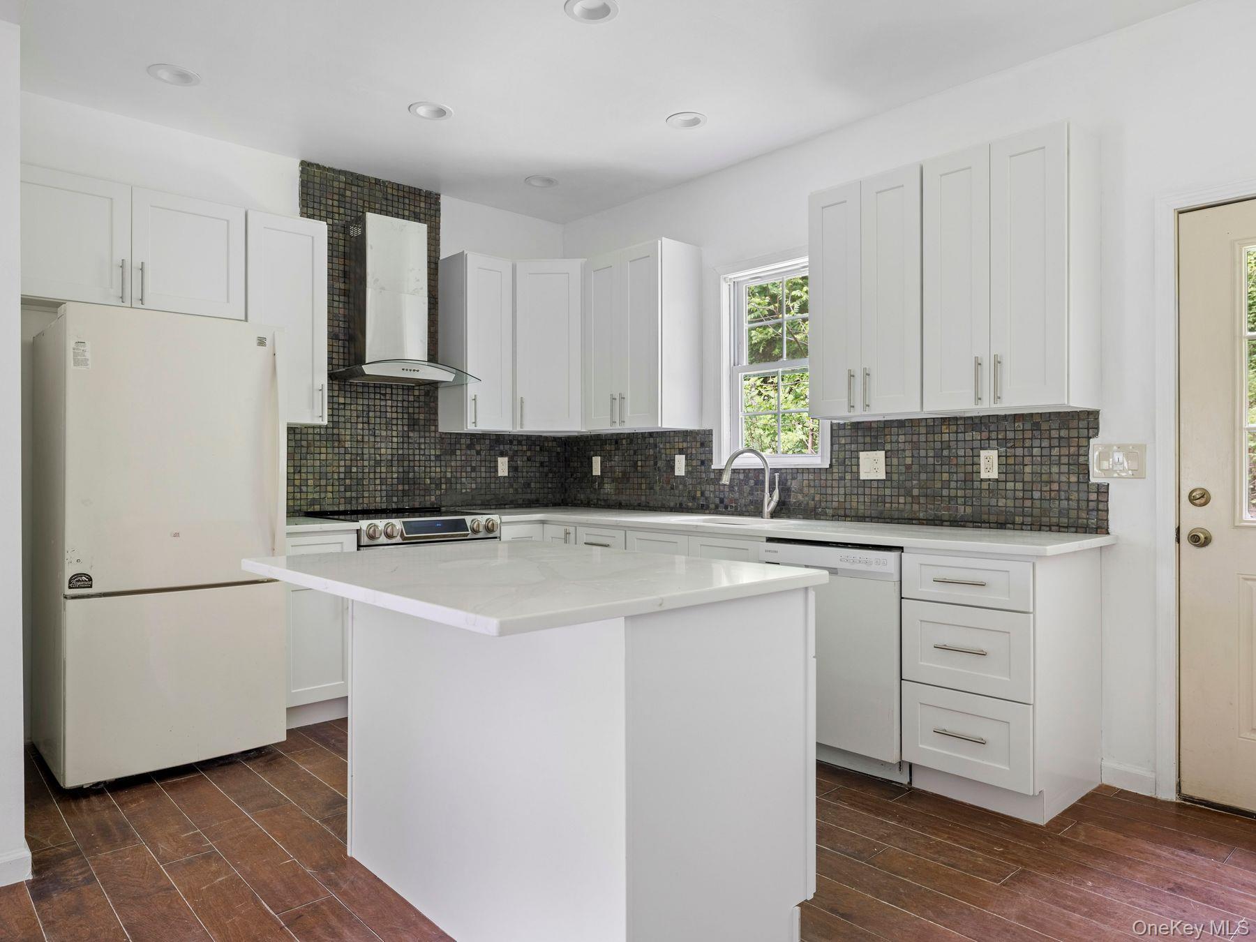 Single Family Hudson Street Ulster County, NY 12401, MLS-999759-14
