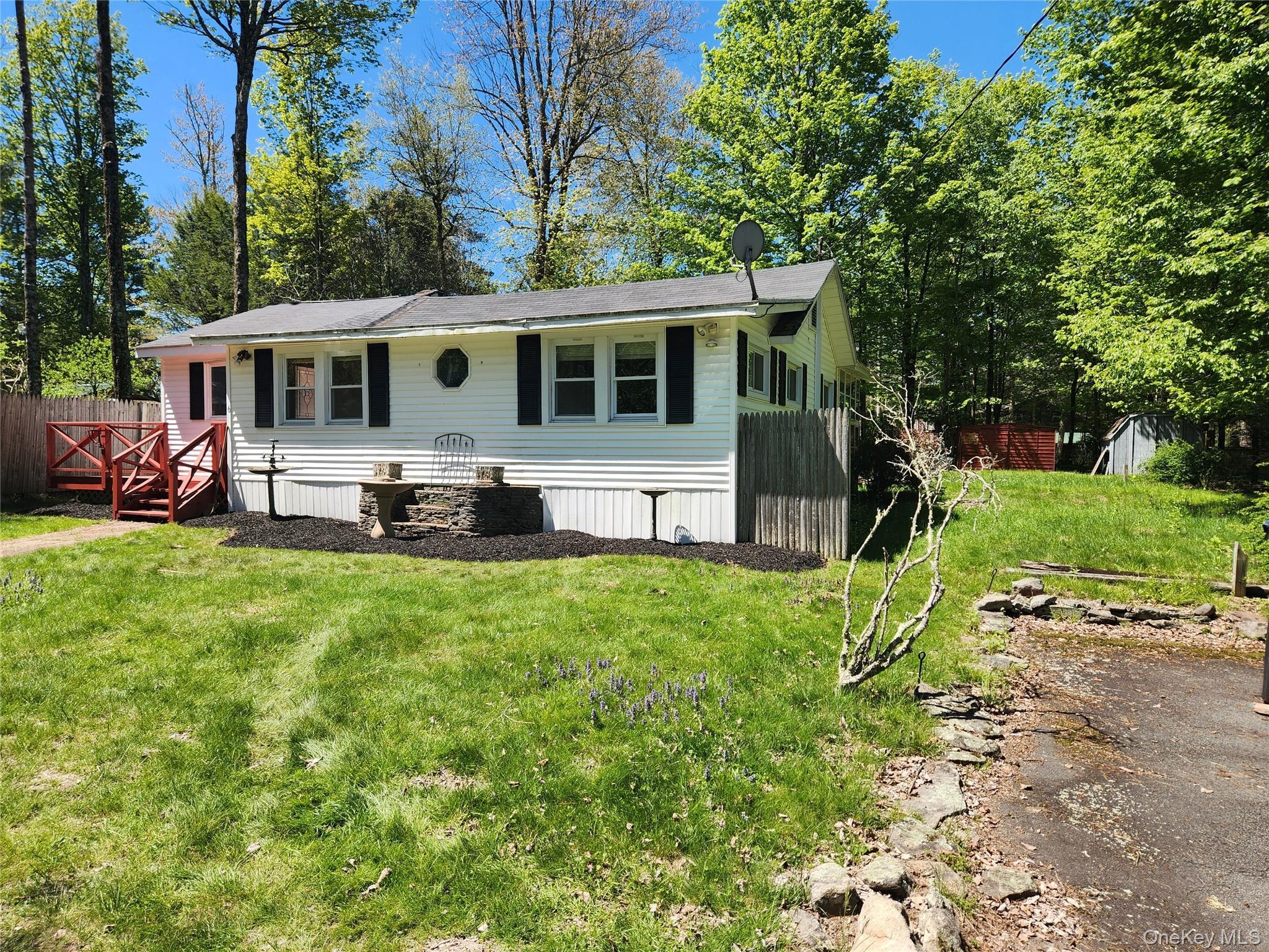 Single Family Lafayette Sullivan County, NY 12778, MLS-999760-19