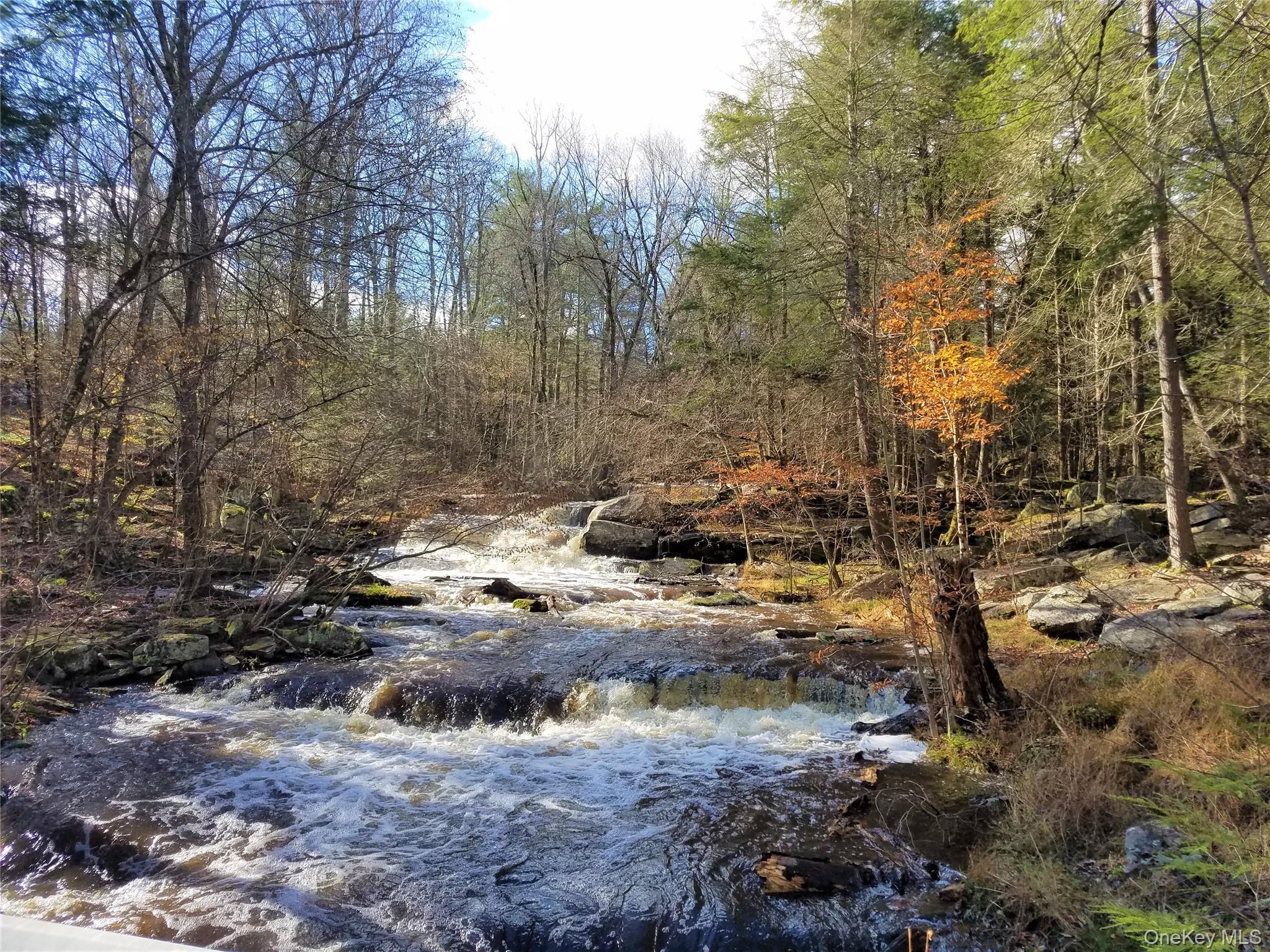 Single Family Lafayette Sullivan County, NY 12778, MLS-999760-25