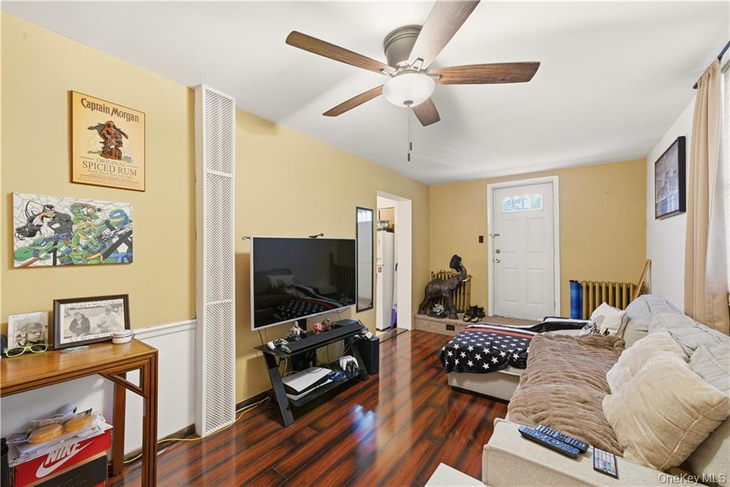 Single Family 7th Avenue Queens, NY 11356, MLS-999763-12