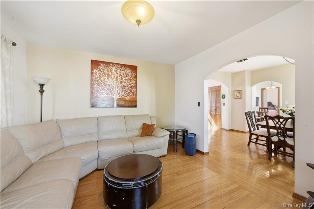 Single Family 7th Avenue Queens, NY 11356, MLS-999763-22