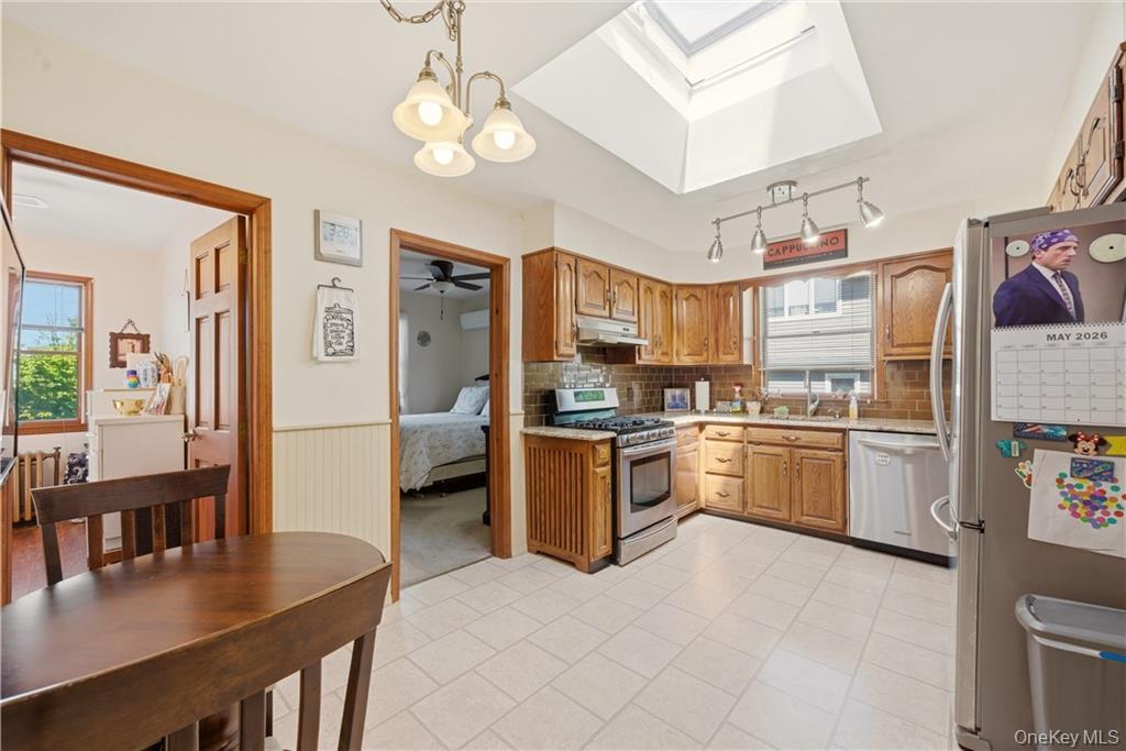 Single Family 7th Avenue Queens, NY 11356, MLS-999763-23