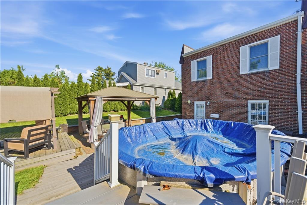 Single Family 7th Avenue Queens, NY 11356, MLS-999763-38
