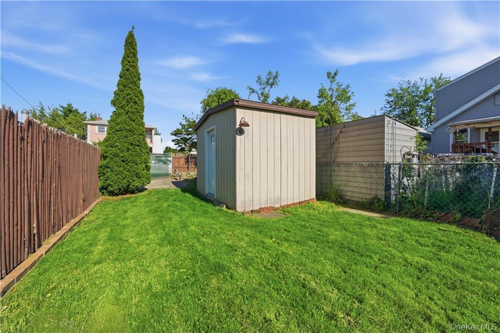 Single Family 7th Avenue Queens, NY 11356, MLS-999763-42