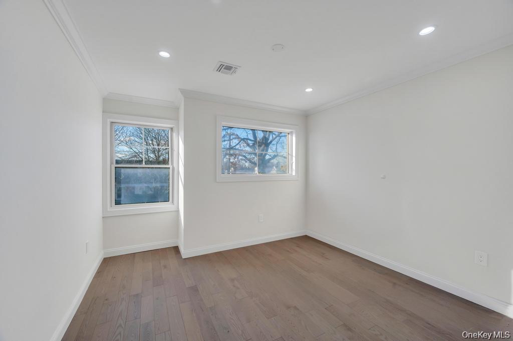 Single Family Emerson Avenue Nassau County, NY 11001, MLS-999792-28