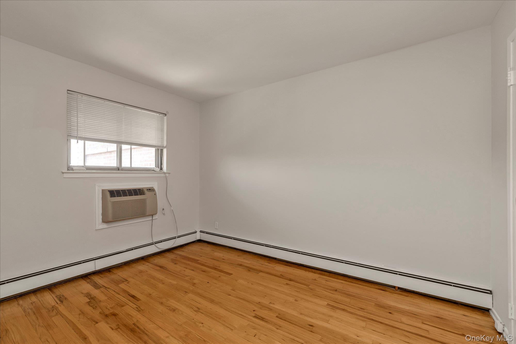Single Family 243rd Queens, NY 11426, MLS-999817-14