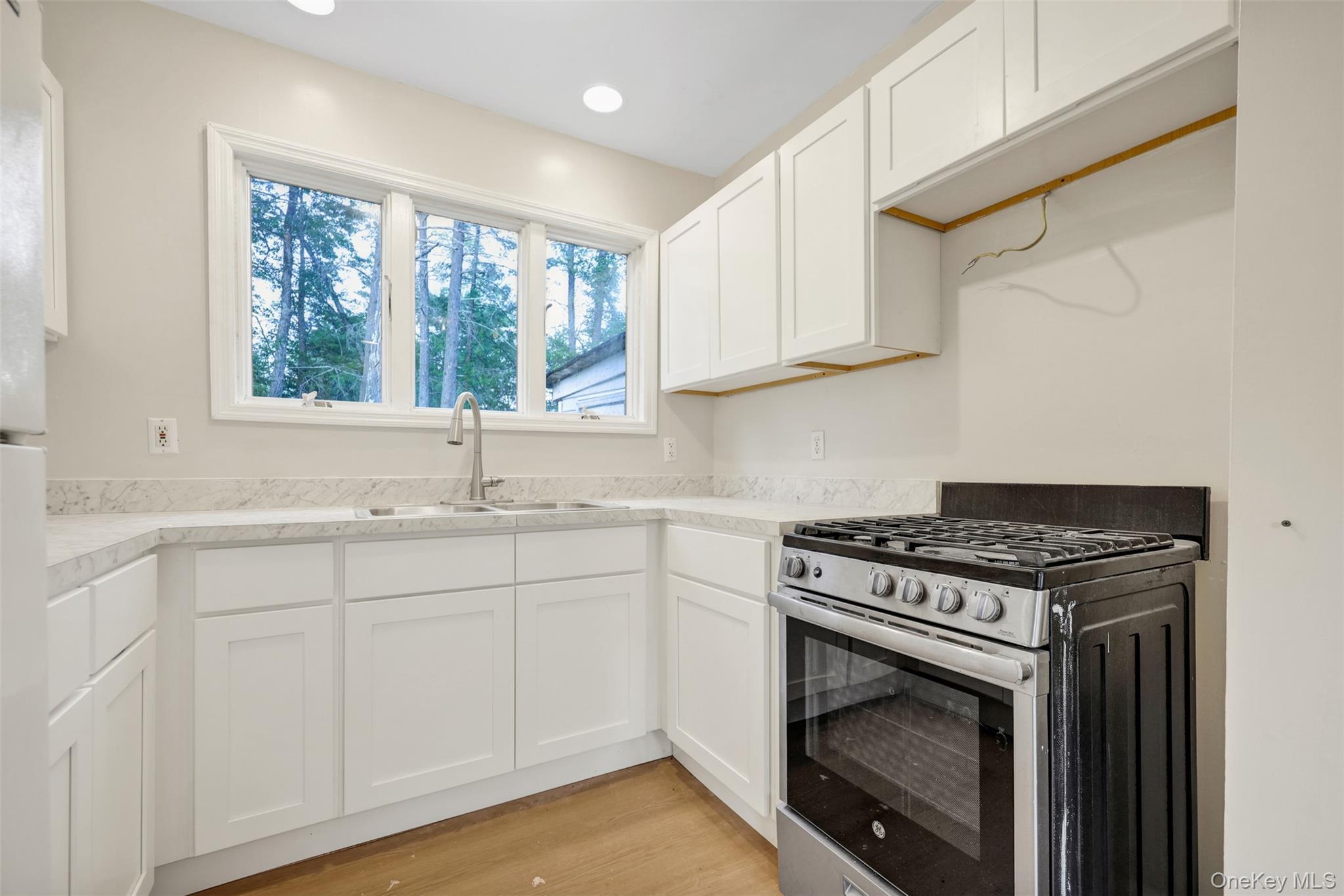 Single Family Edgewood  Sullivan County, NY 12779, MLS-999838-19