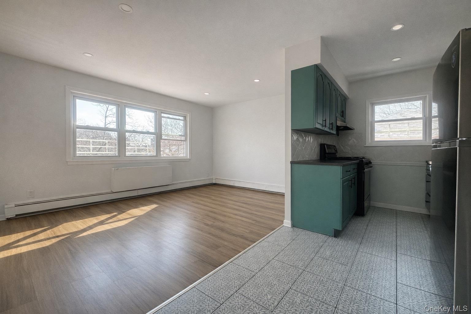 Single Family Plainview Avenue Queens, NY 11691, MLS-999878-2