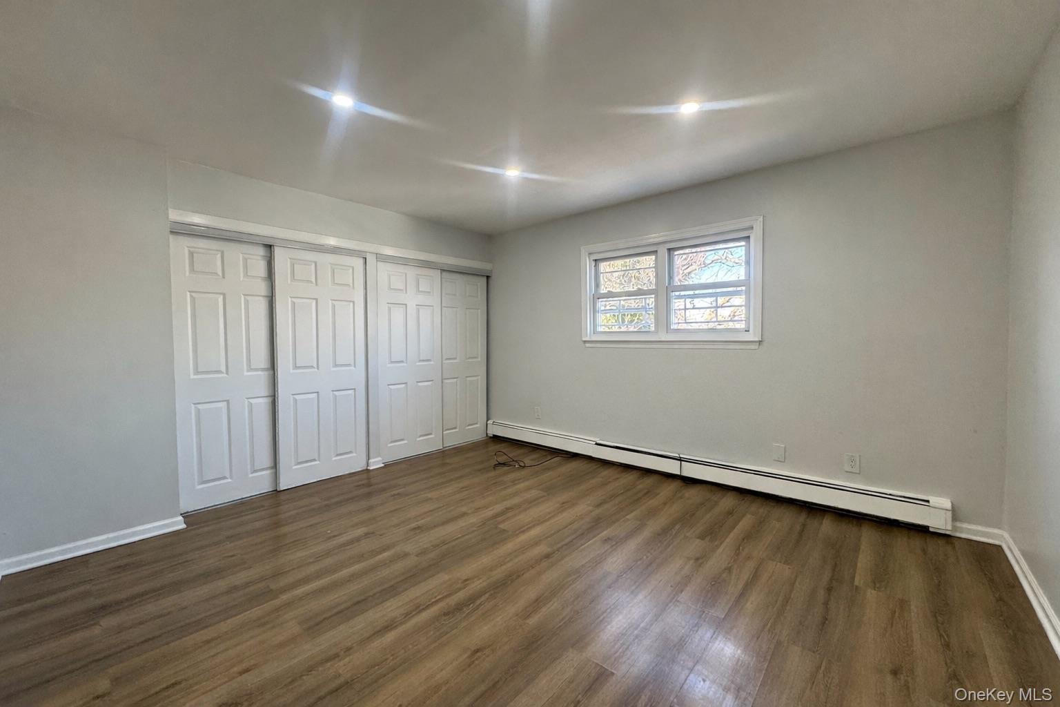 Single Family Plainview Avenue Queens, NY 11691, MLS-999878-4