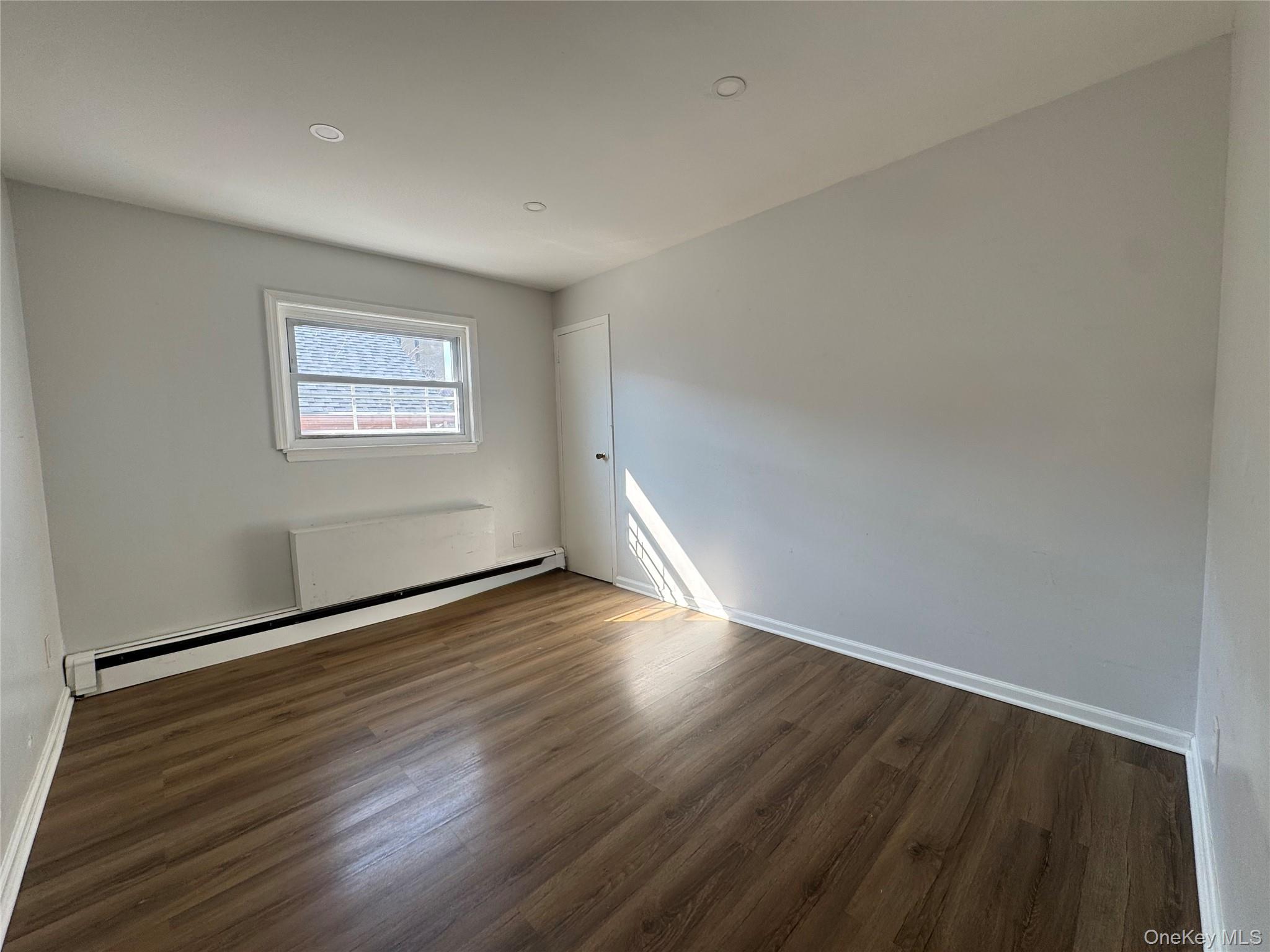Single Family Plainview Avenue Queens, NY 11691, MLS-999878-5