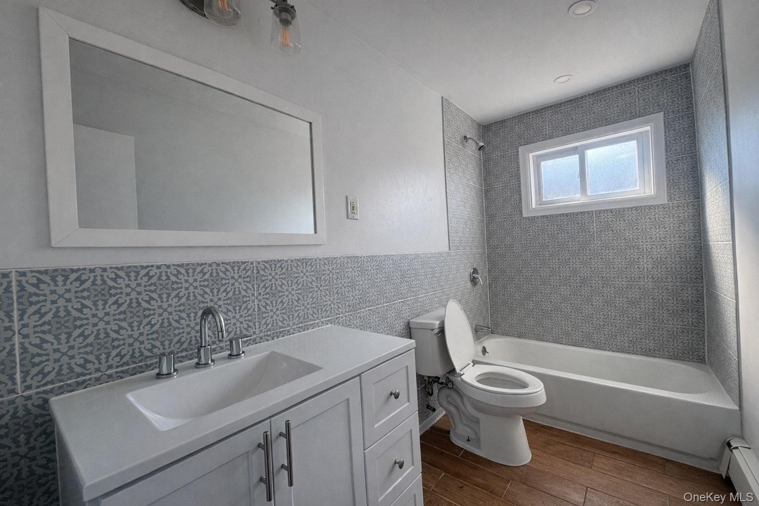 Single Family Plainview Avenue Queens, NY 11691, MLS-999878-6