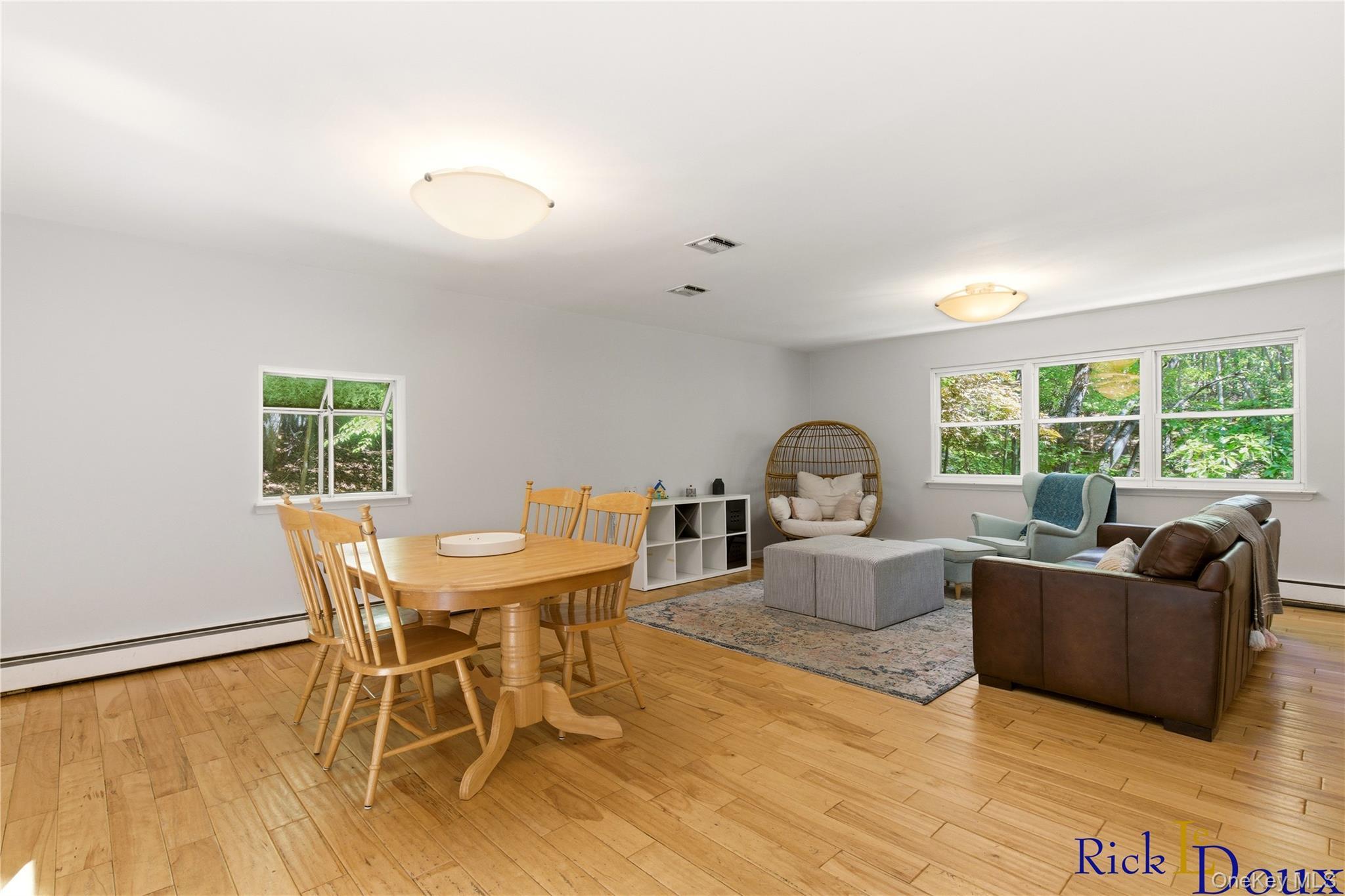 Single Family Old Post Road Suffolk County, NY 11777, MLS-999888-10