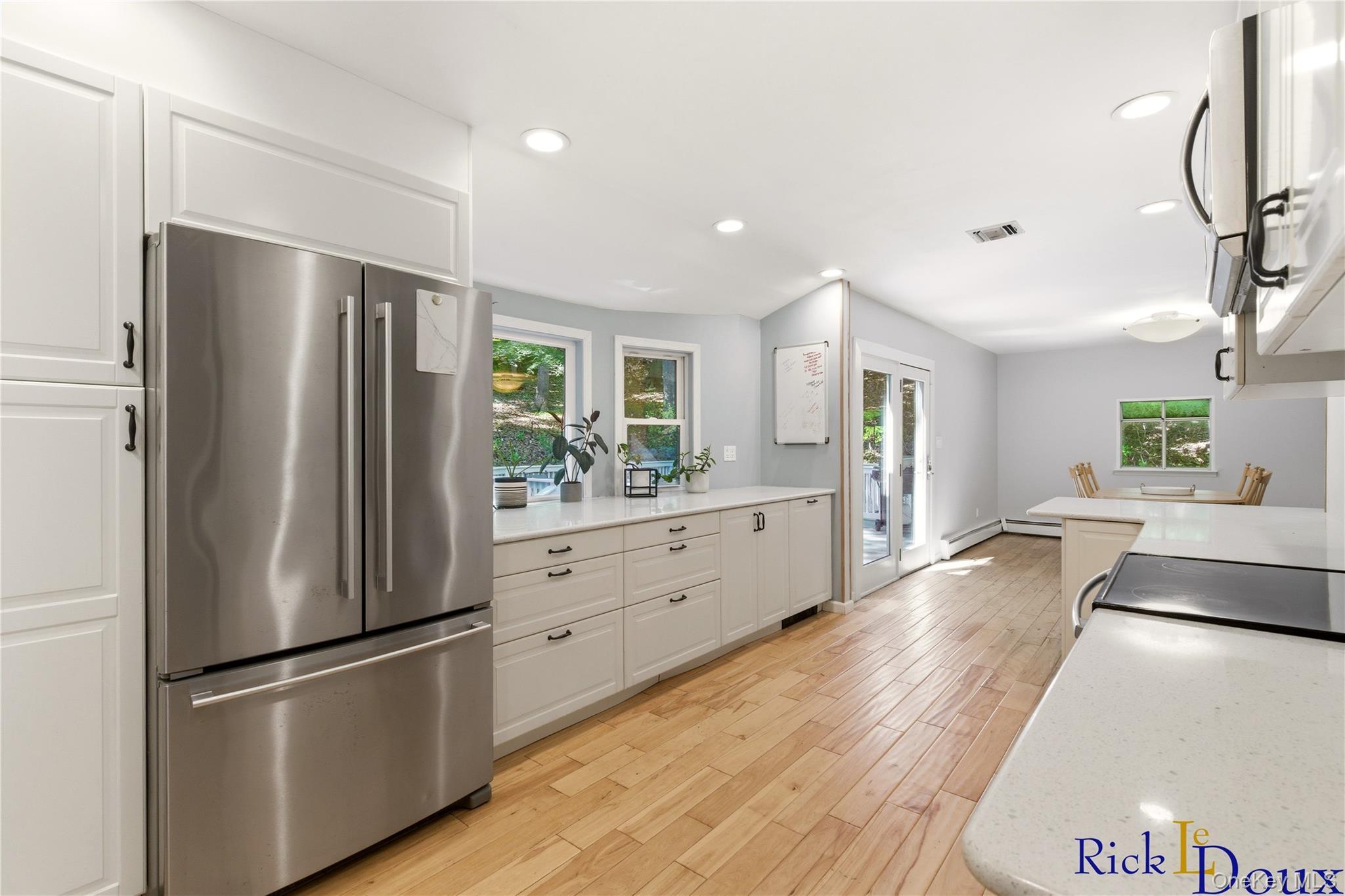 Single Family Old Post Road Suffolk County, NY 11777, MLS-999888-15