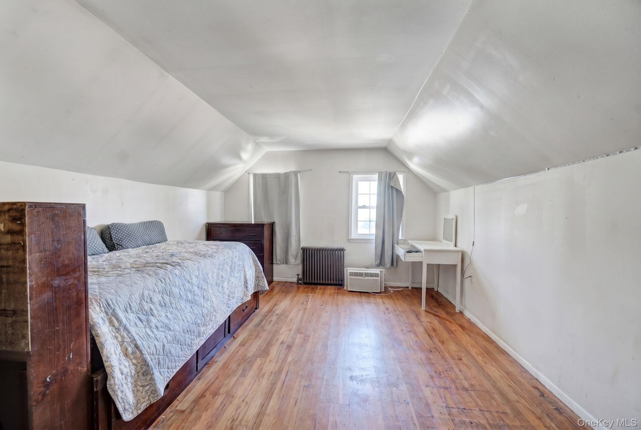 Single Family 230th Queens, NY 11411, MLS-999913-18