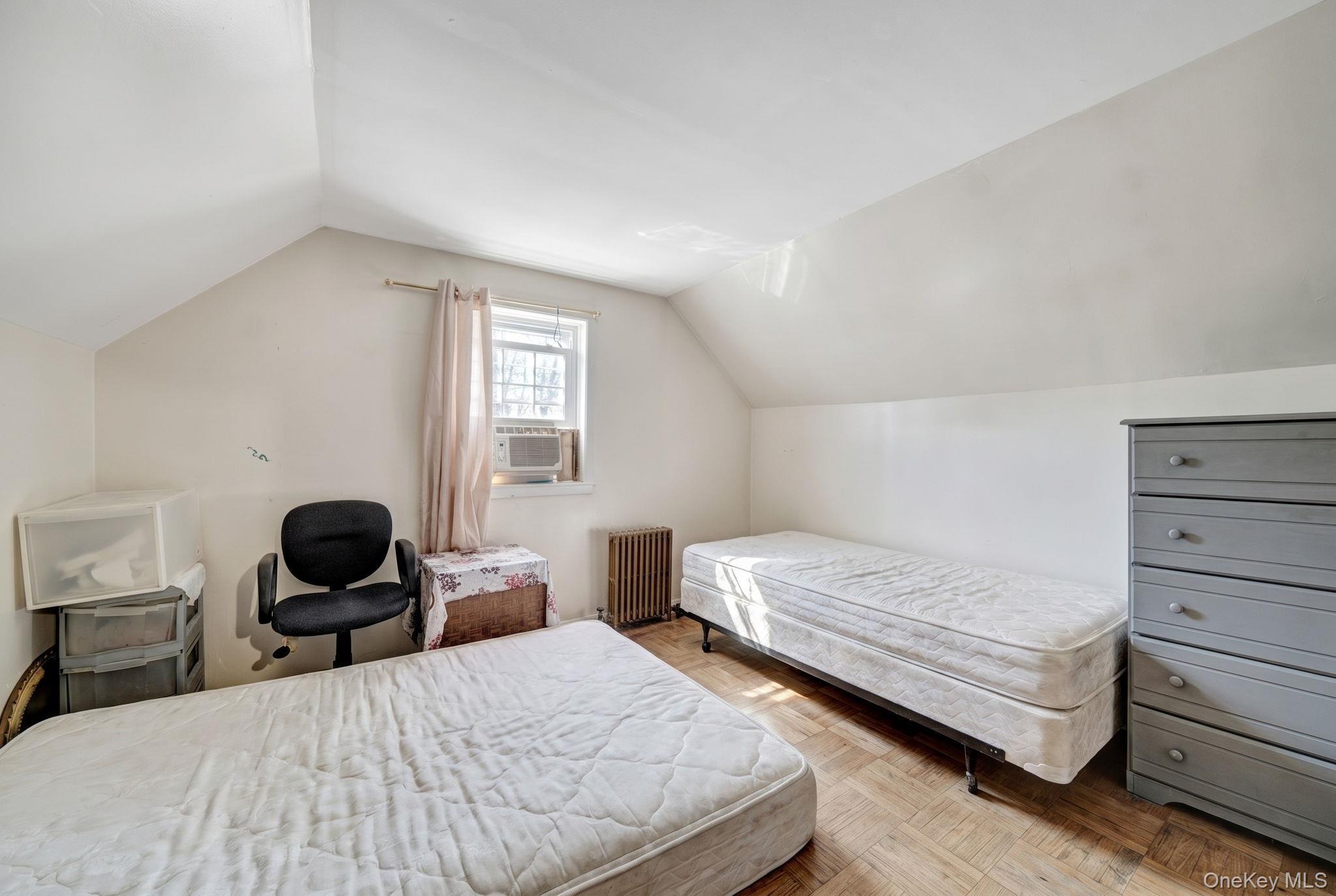 Single Family 230th Queens, NY 11411, MLS-999913-19