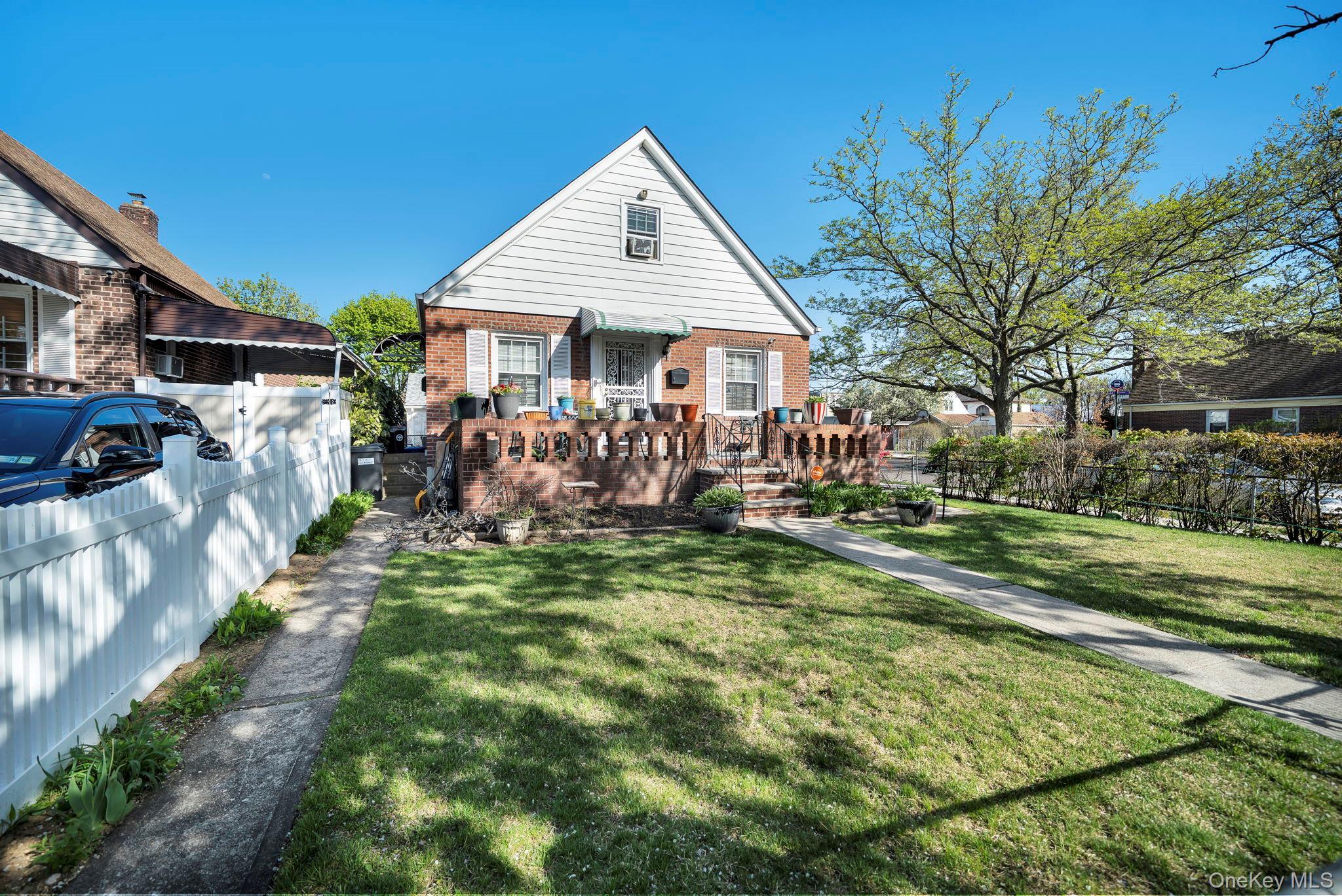 Single Family 230th Queens, NY 11411, MLS-999913-3