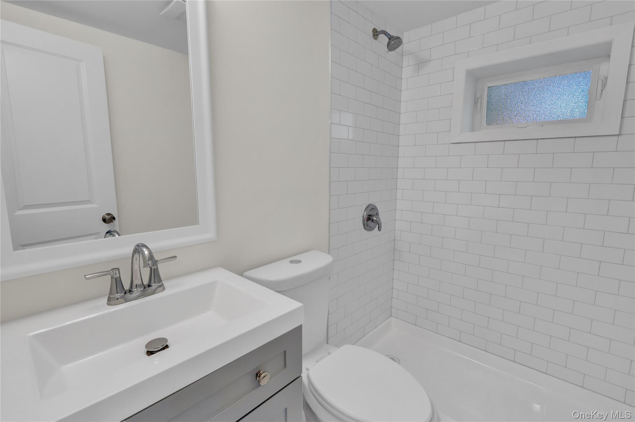 Single Family Glenwood Lane  Suffolk County, NY 11743, MLS-999958-15