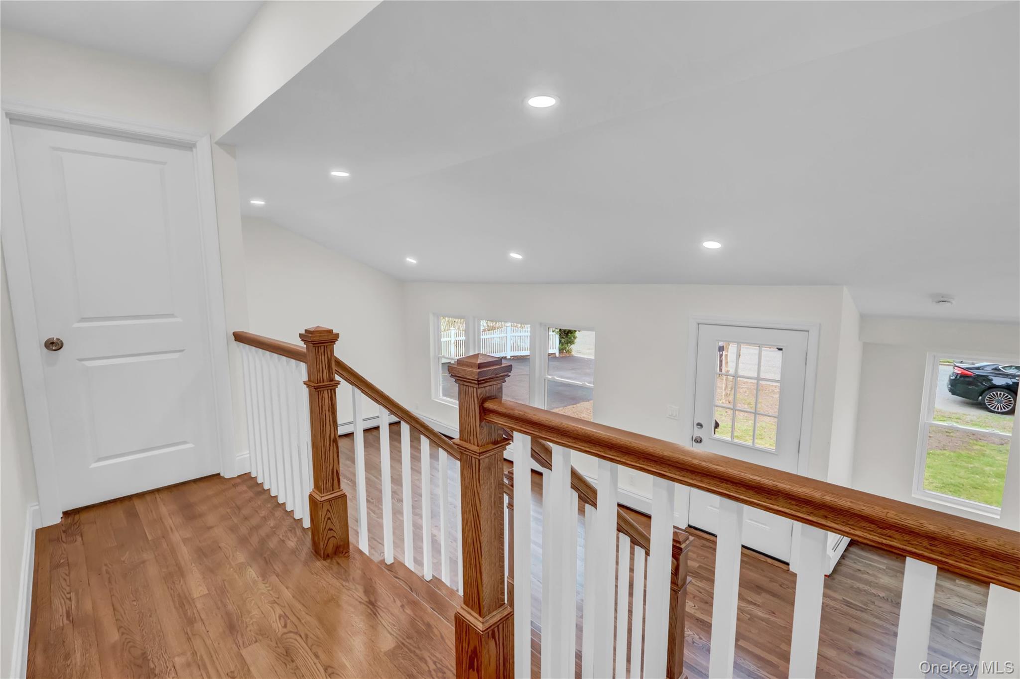 Single Family Glenwood Lane  Suffolk County, NY 11743, MLS-999958-17