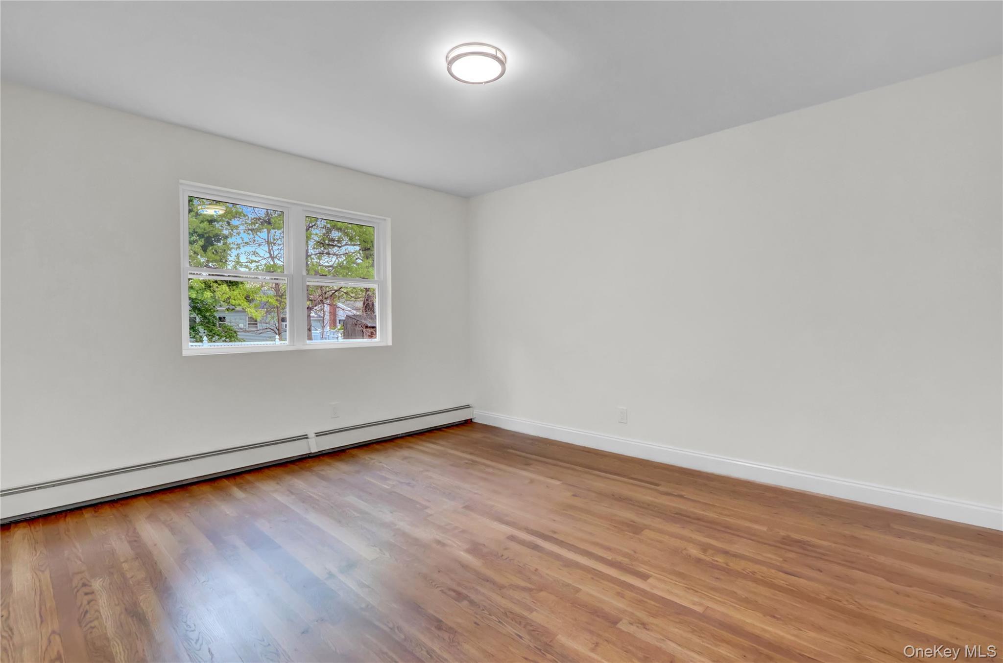 Single Family Glenwood Lane  Suffolk County, NY 11743, MLS-999958-19