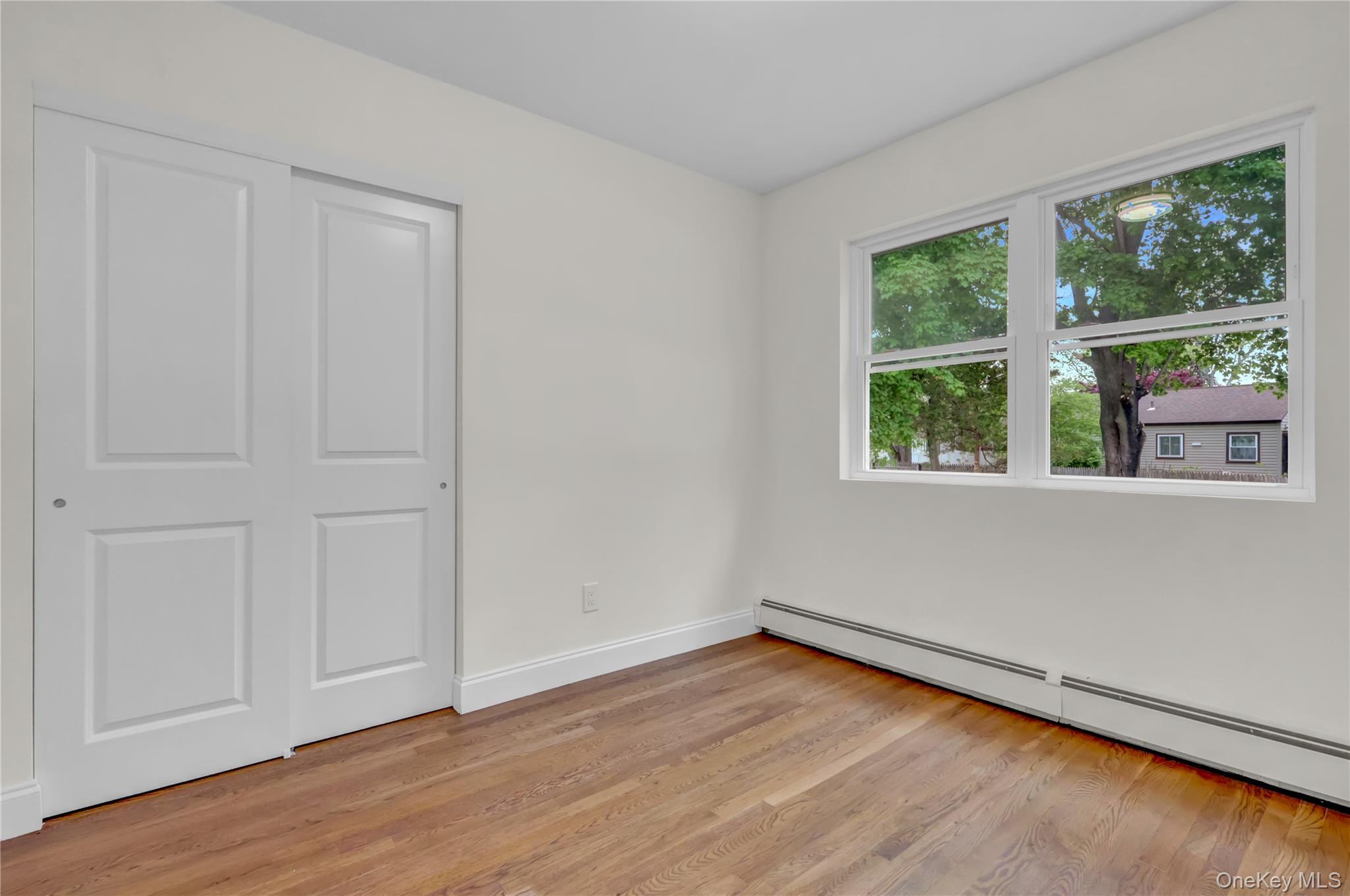 Single Family Glenwood Lane  Suffolk County, NY 11743, MLS-999958-21