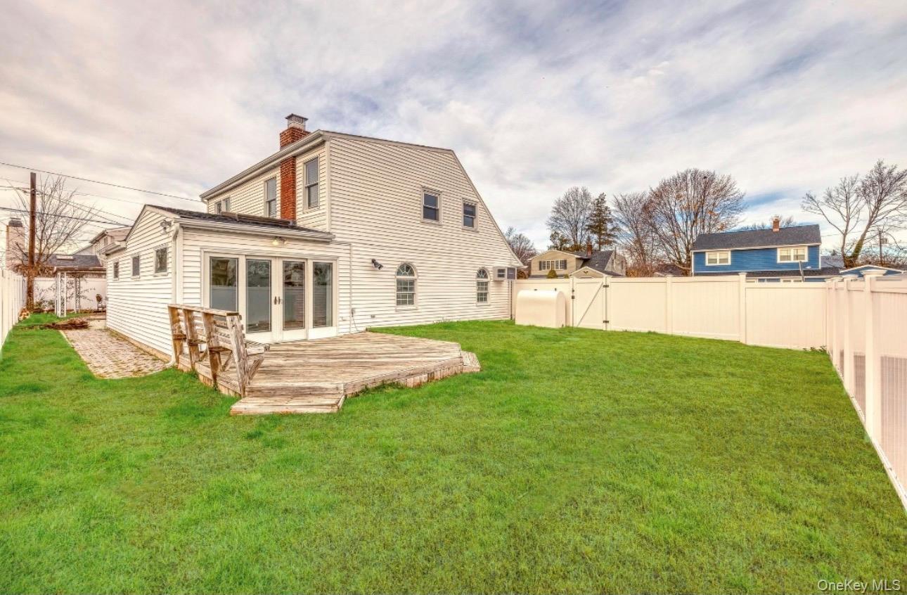 Single Family Sycamore Lane Nassau County, NY 11756, MLS-999961-12