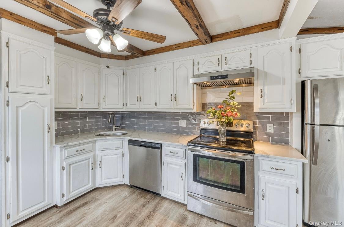 Single Family Sycamore Lane Nassau County, NY 11756, MLS-999961-5