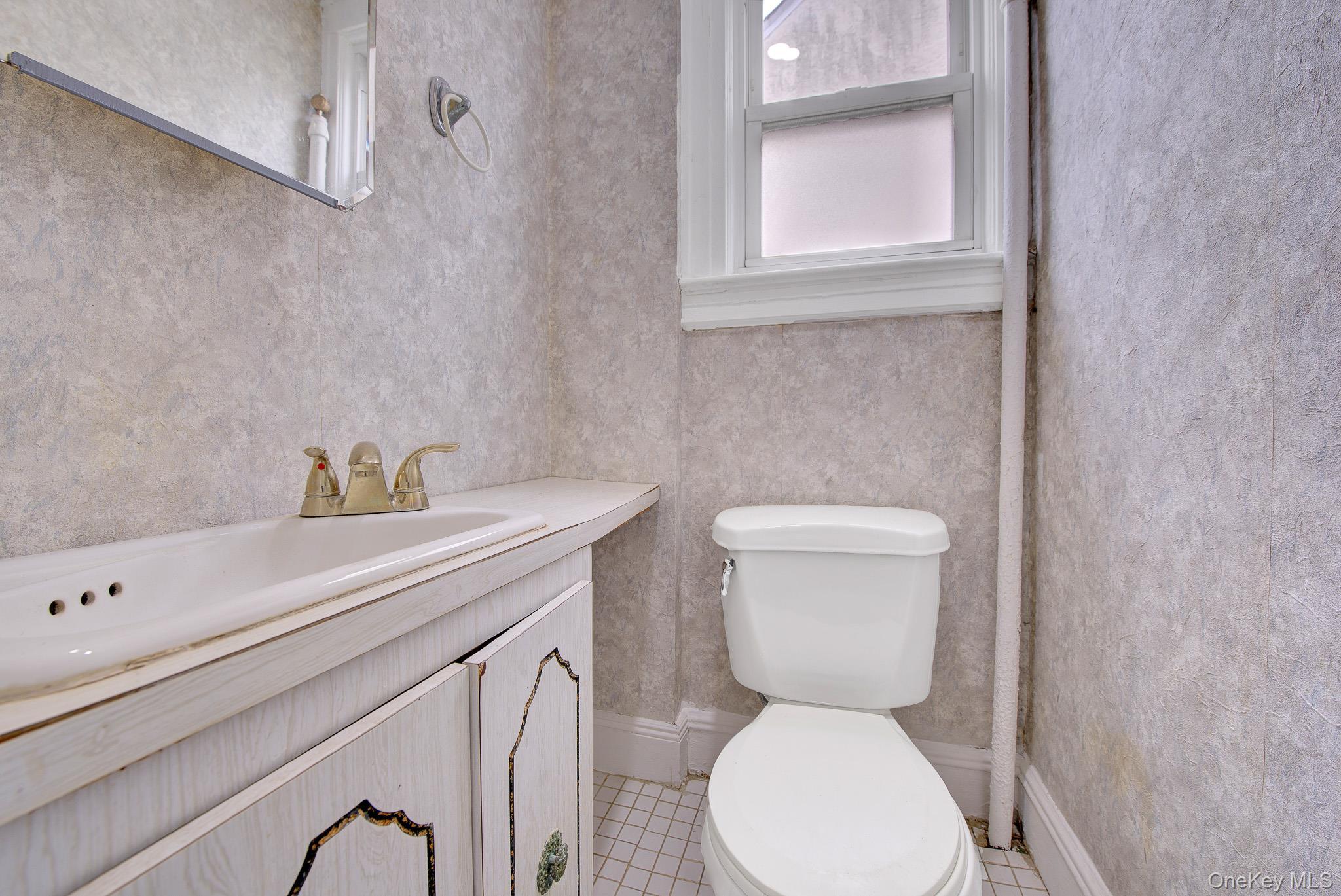 Single Family Sycamore Street Nassau County, NY 11552, MLS-999972-11