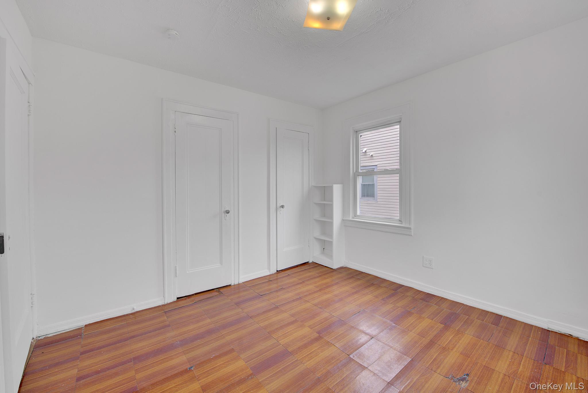 Single Family Sycamore Street Nassau County, NY 11552, MLS-999972-14