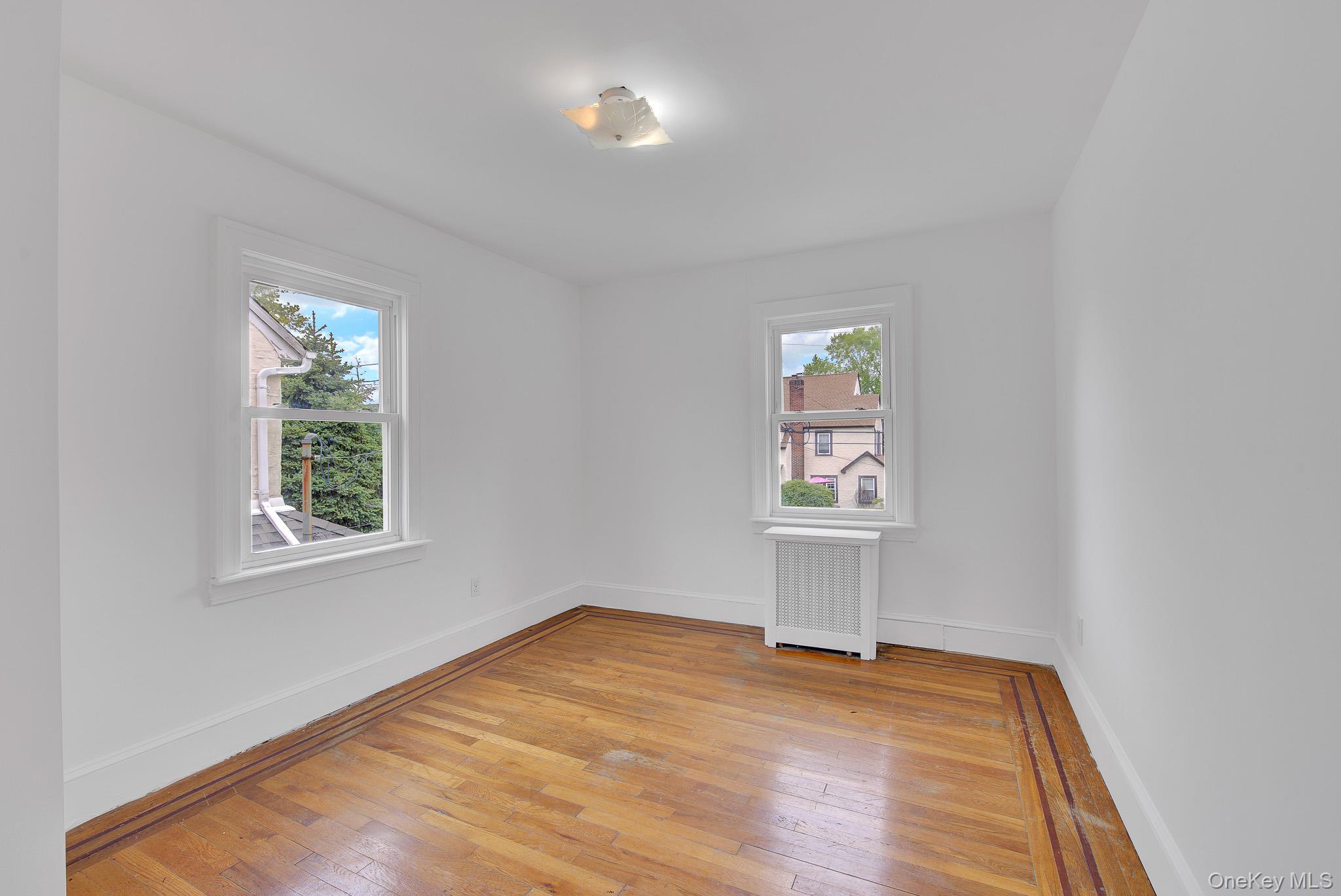 Single Family Sycamore Street Nassau County, NY 11552, MLS-999972-17