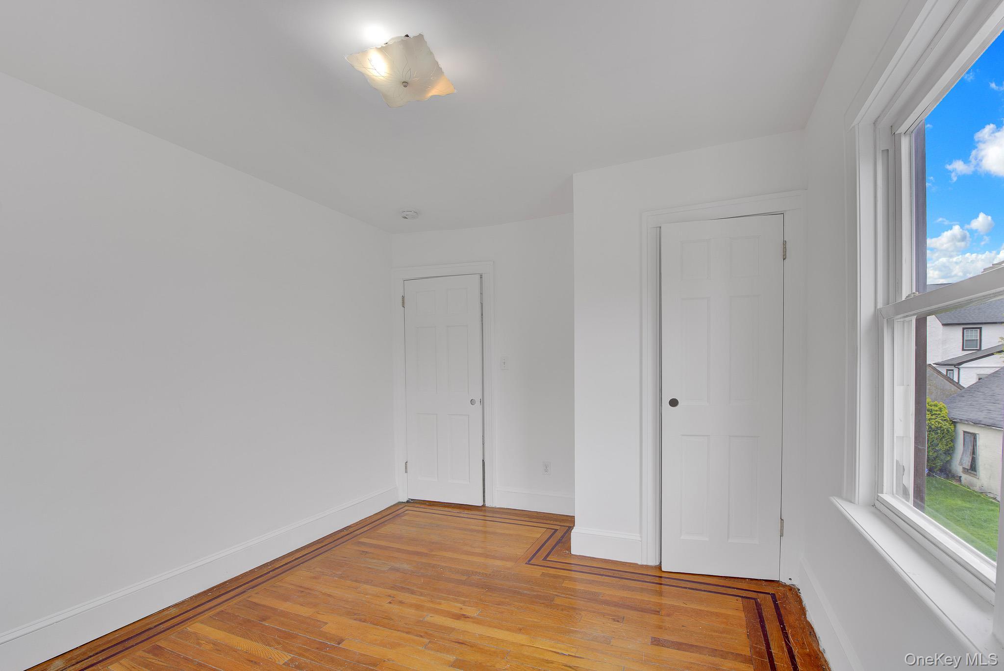 Single Family Sycamore Street Nassau County, NY 11552, MLS-999972-18