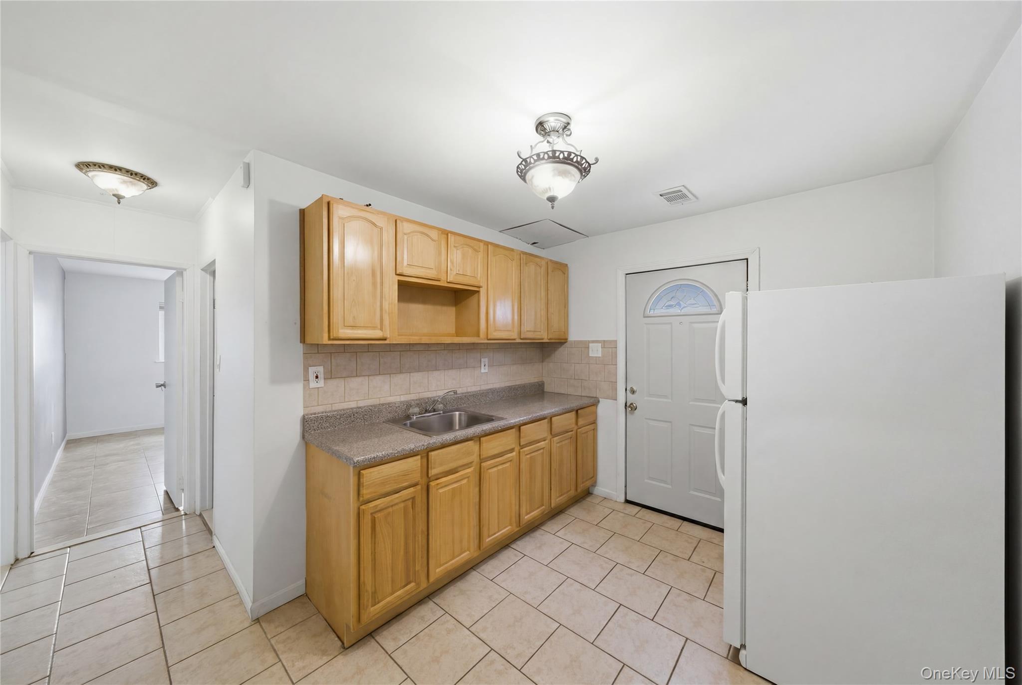 Single Family 88th  Queens, NY 11414, MLS-999979-19