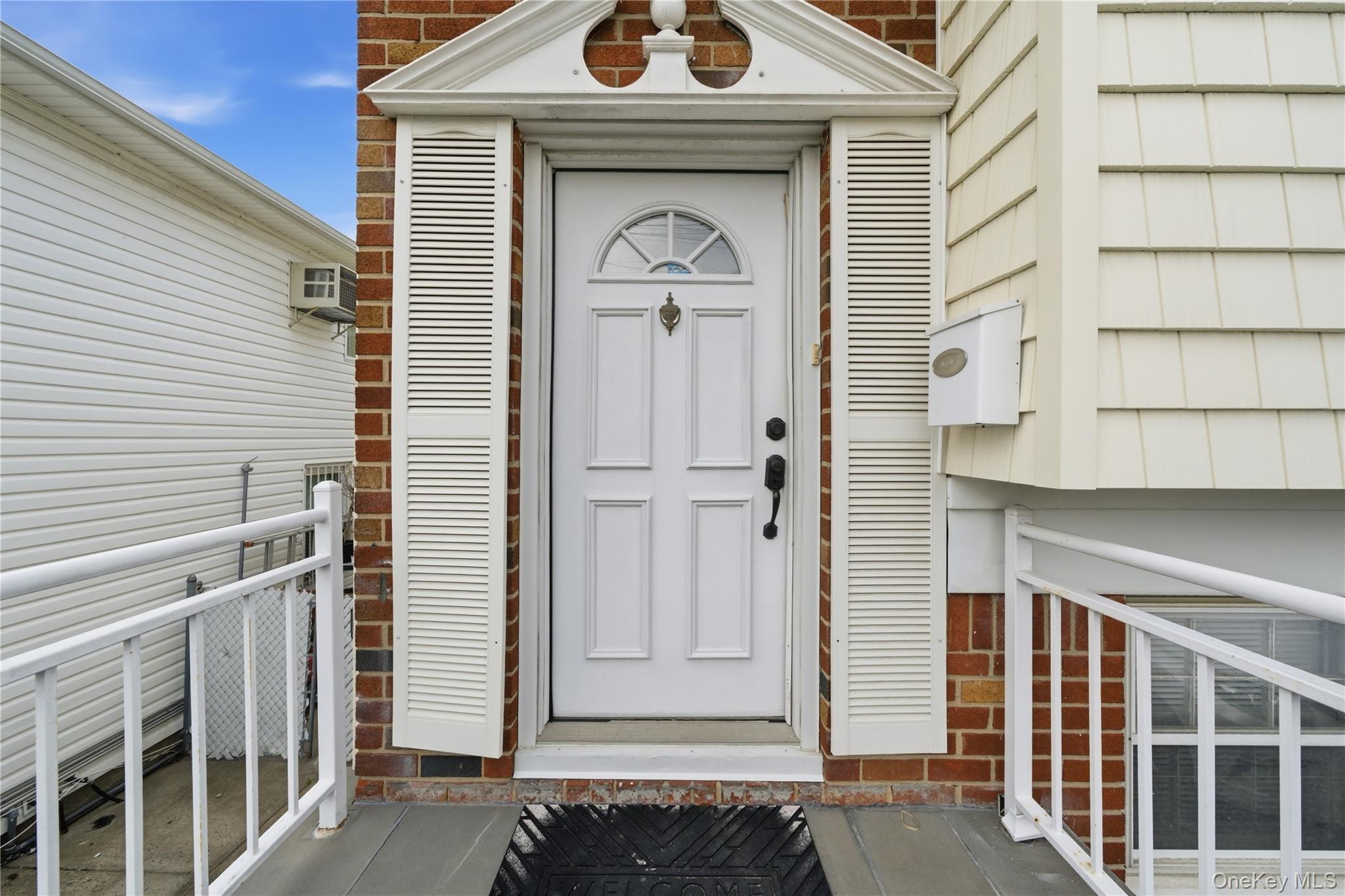 Single Family 88th  Queens, NY 11414, MLS-999979-25
