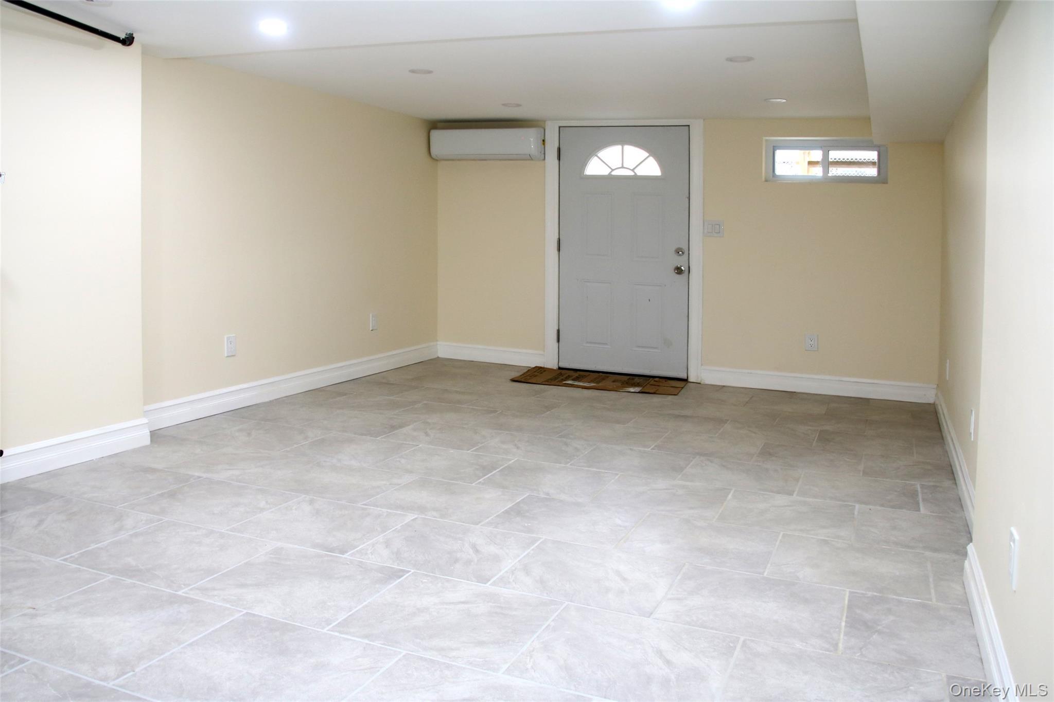 Single Family 118th  Queens, NY 11434, MLS-999988-14