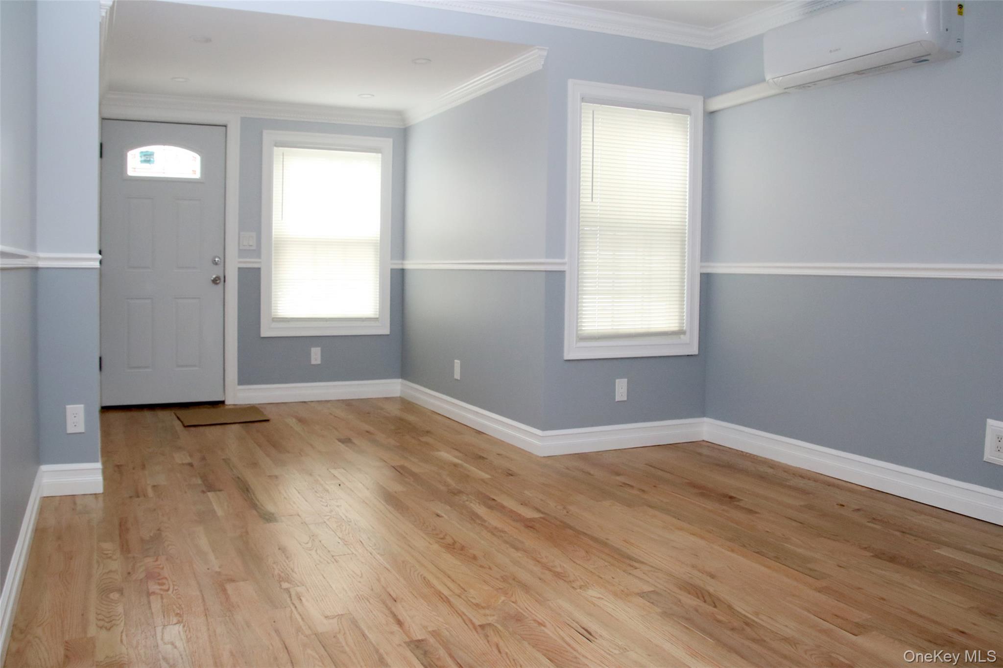 Single Family 118th  Queens, NY 11434, MLS-999988-2
