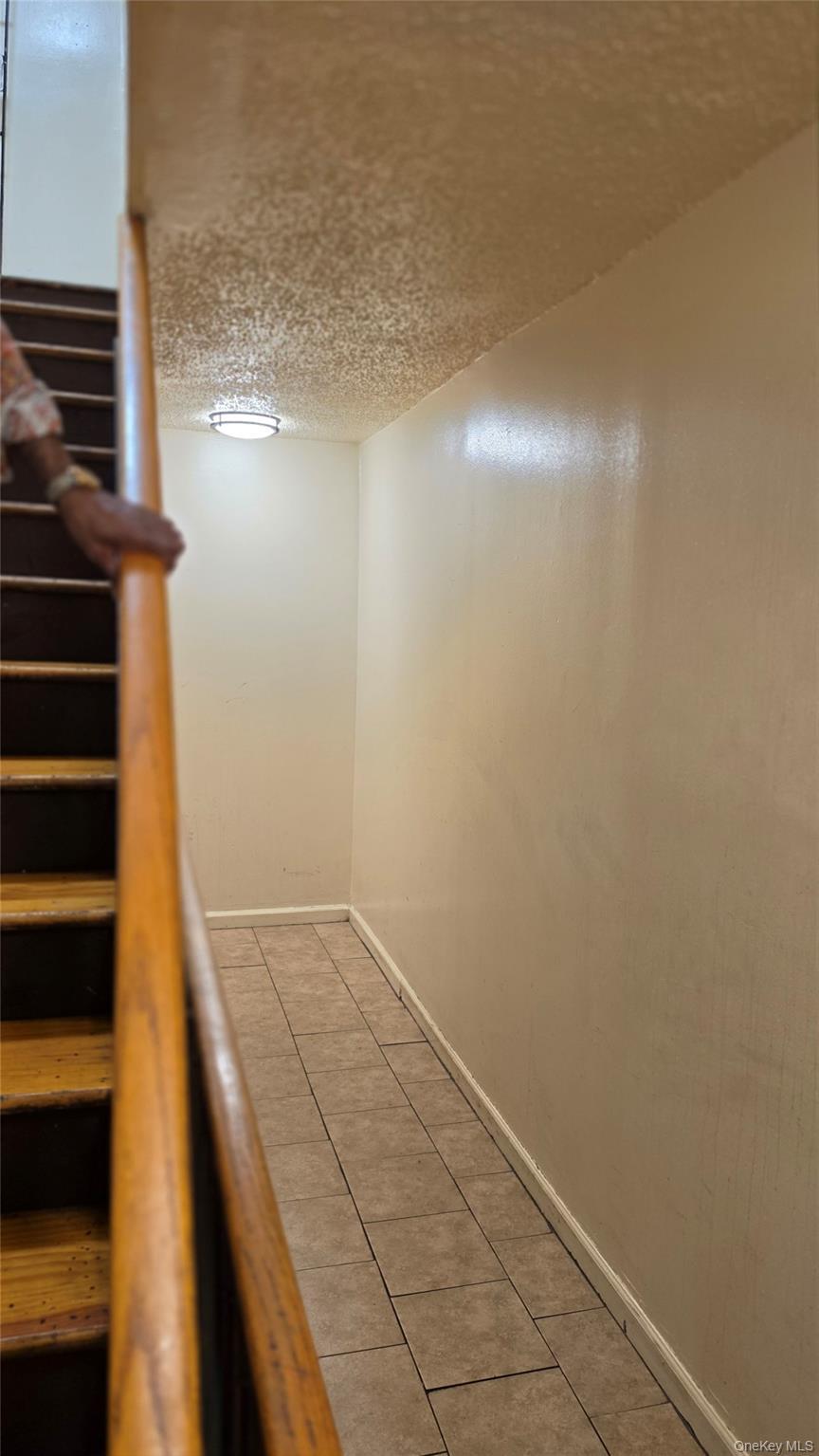 Single Family Bristow Street  Bronx, NY 10459, MLS-H5126380-18