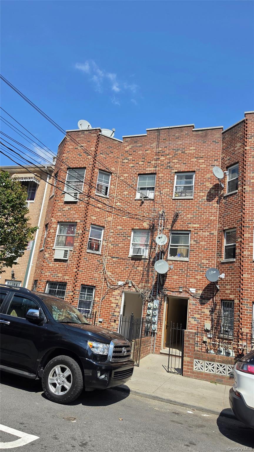 Single Family Bristow Street  Bronx, NY 10459, MLS-H5126380-20