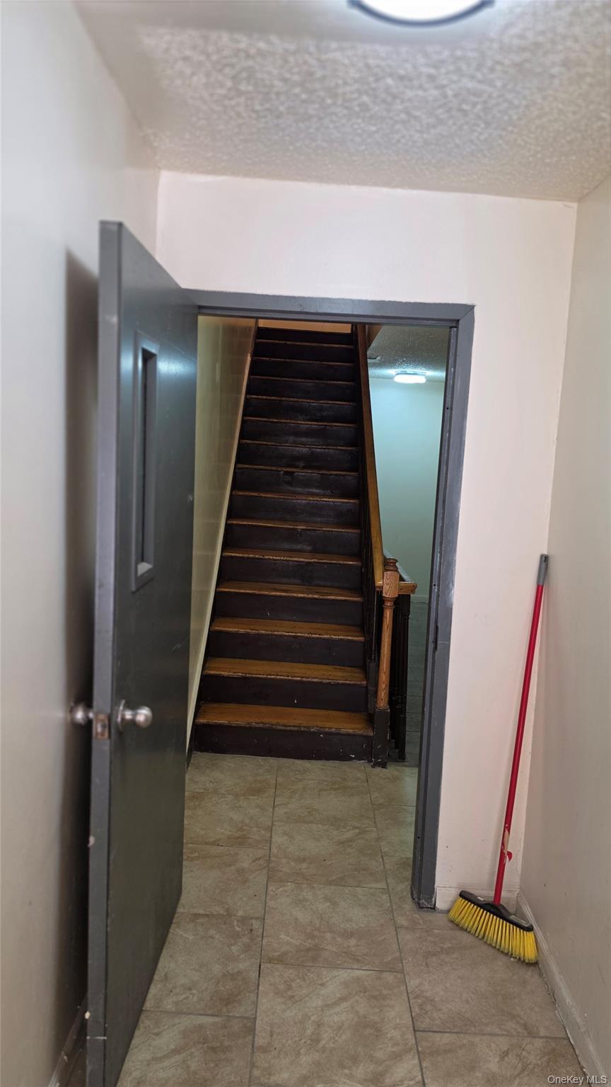 Single Family Bristow Street  Bronx, NY 10459, MLS-H5126380-3