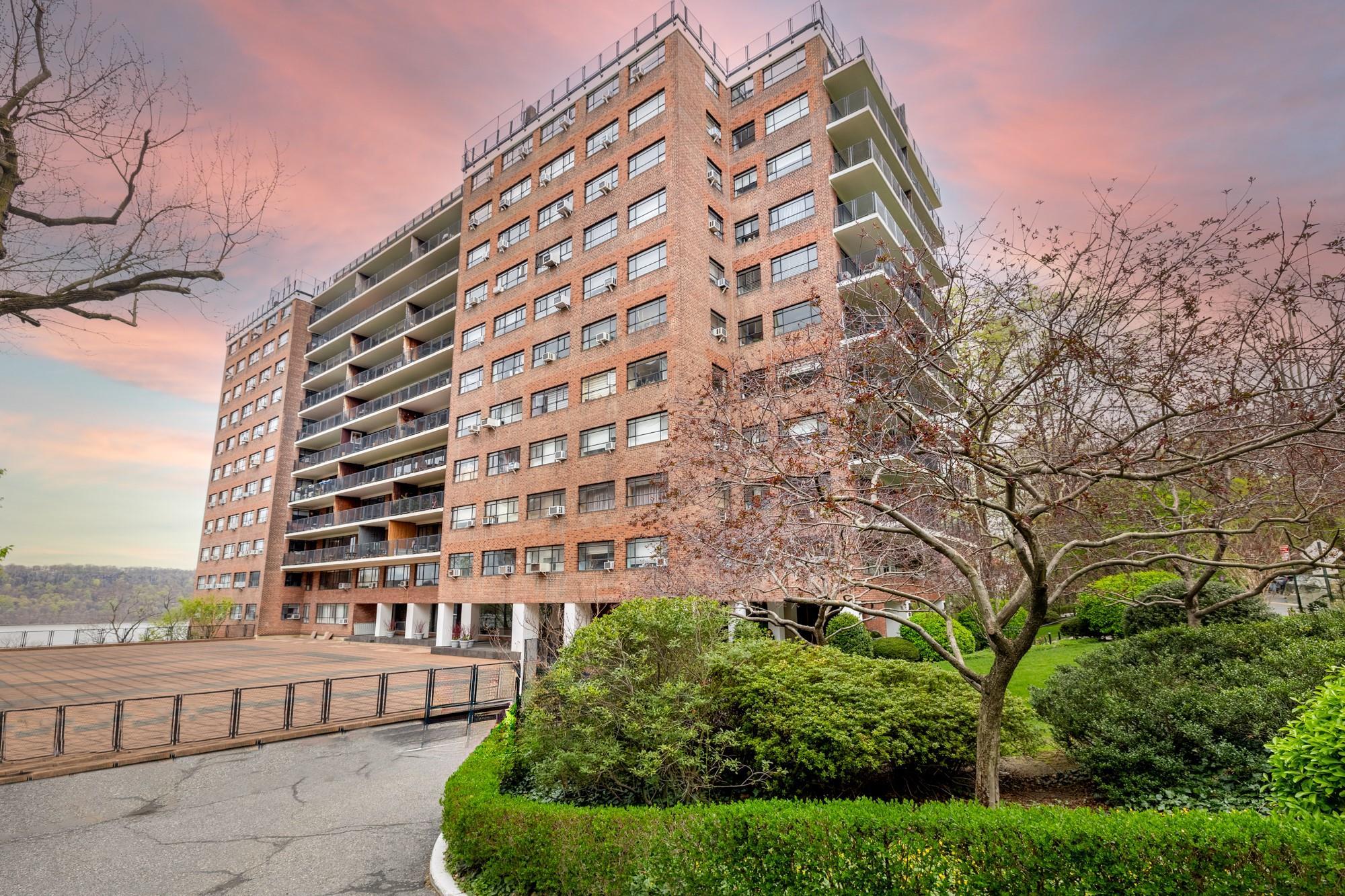 Coop Palisade  Bronx, NY 10463, MLS-H6113859-17