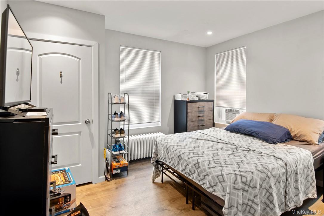 Single Family Hollywood Avenue Bronx, NY 10461, MLS-H6205115-14