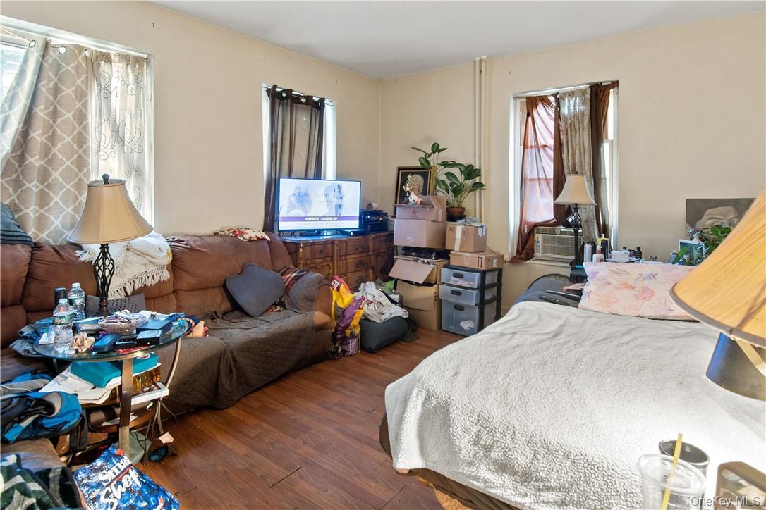Single Family Hollywood Avenue Bronx, NY 10461, MLS-H6205115-17