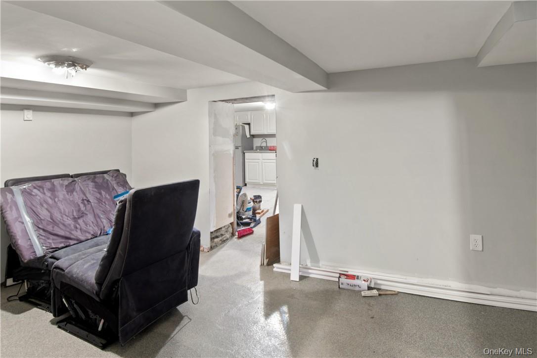 Single Family Hollywood Avenue Bronx, NY 10461, MLS-H6205115-21